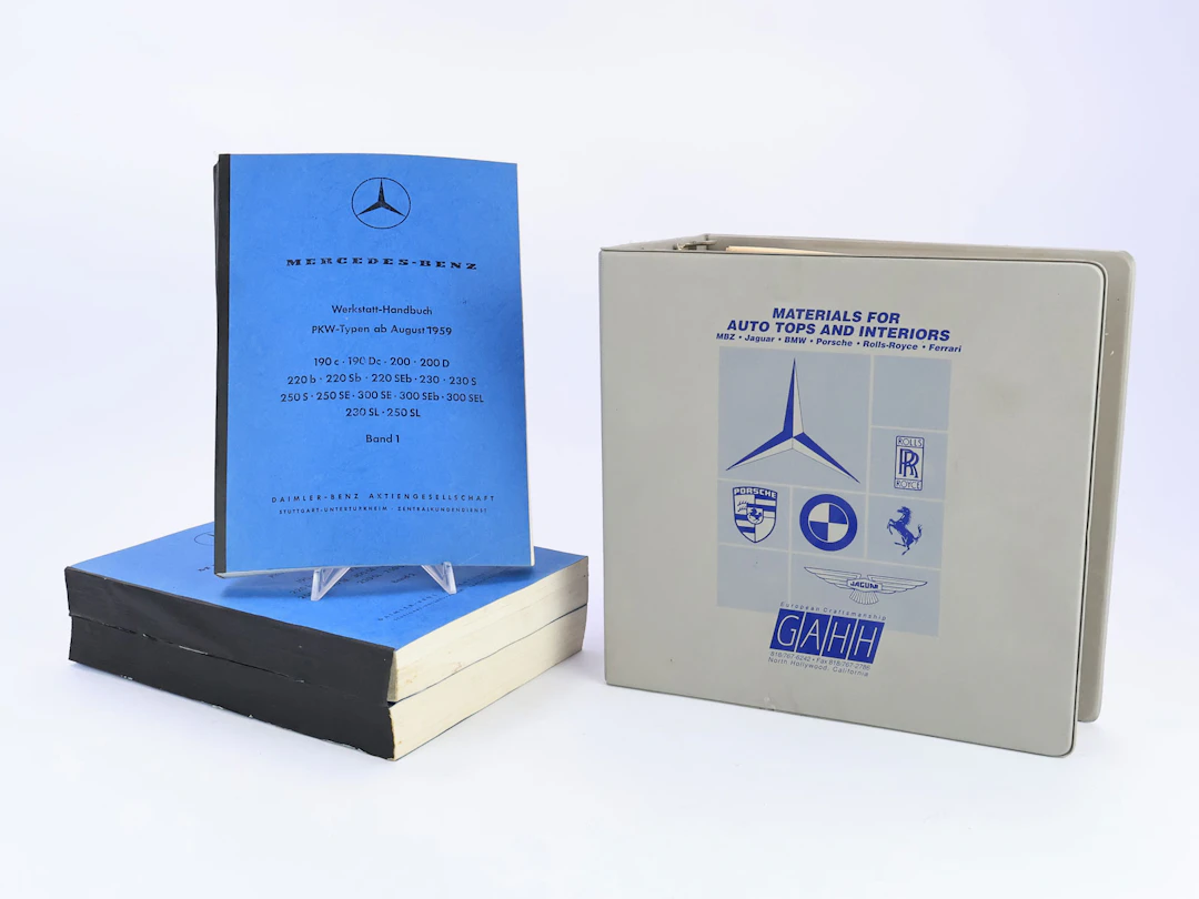 Fachbücher - Mercedes - Benz