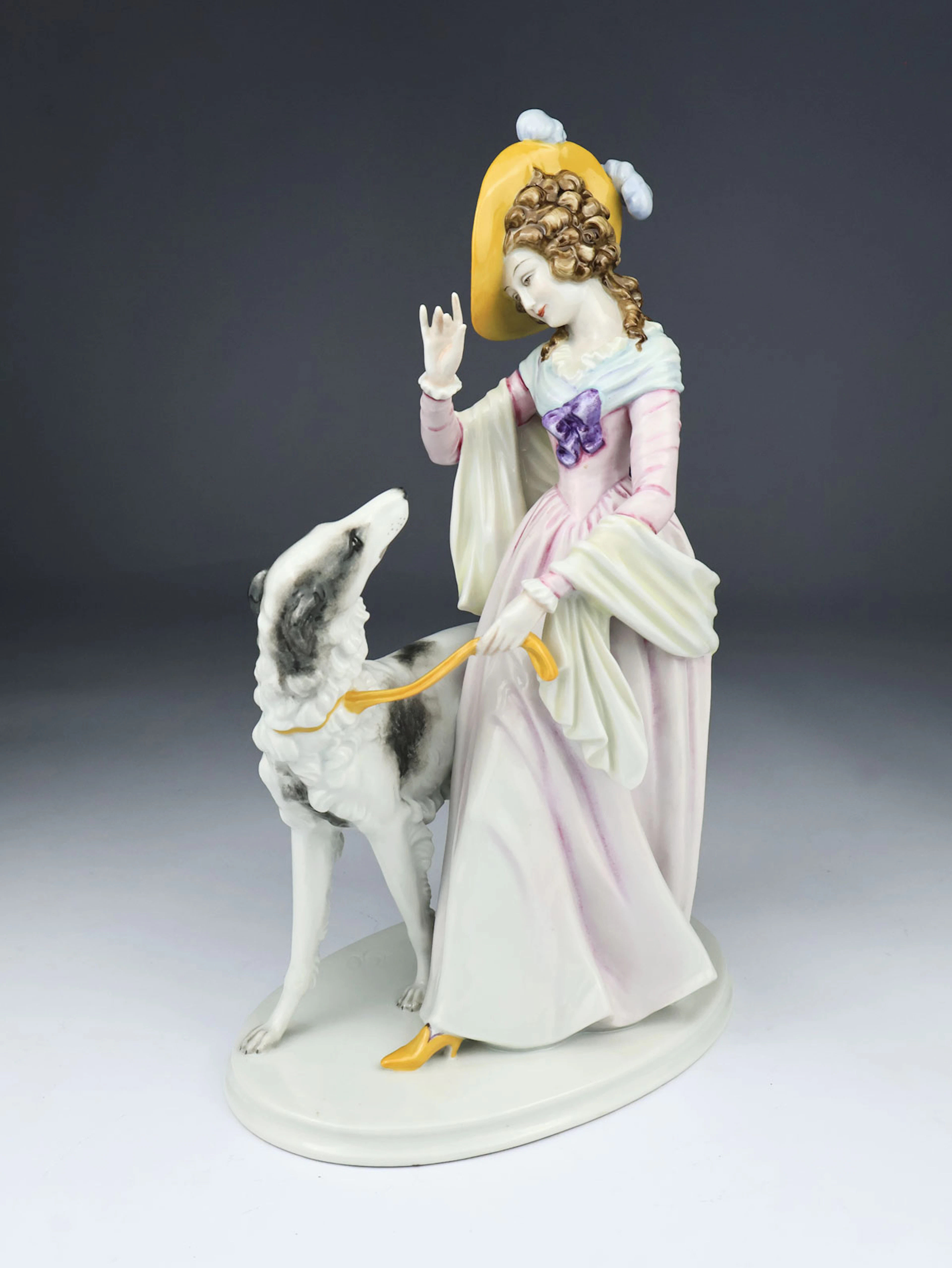 Rosenthal - "Dame mit Barsoi"