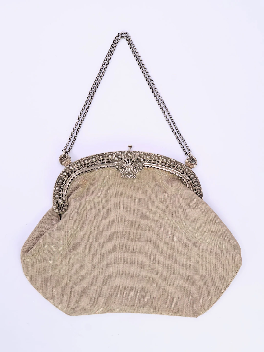 Abendtasche mit Silberbügel