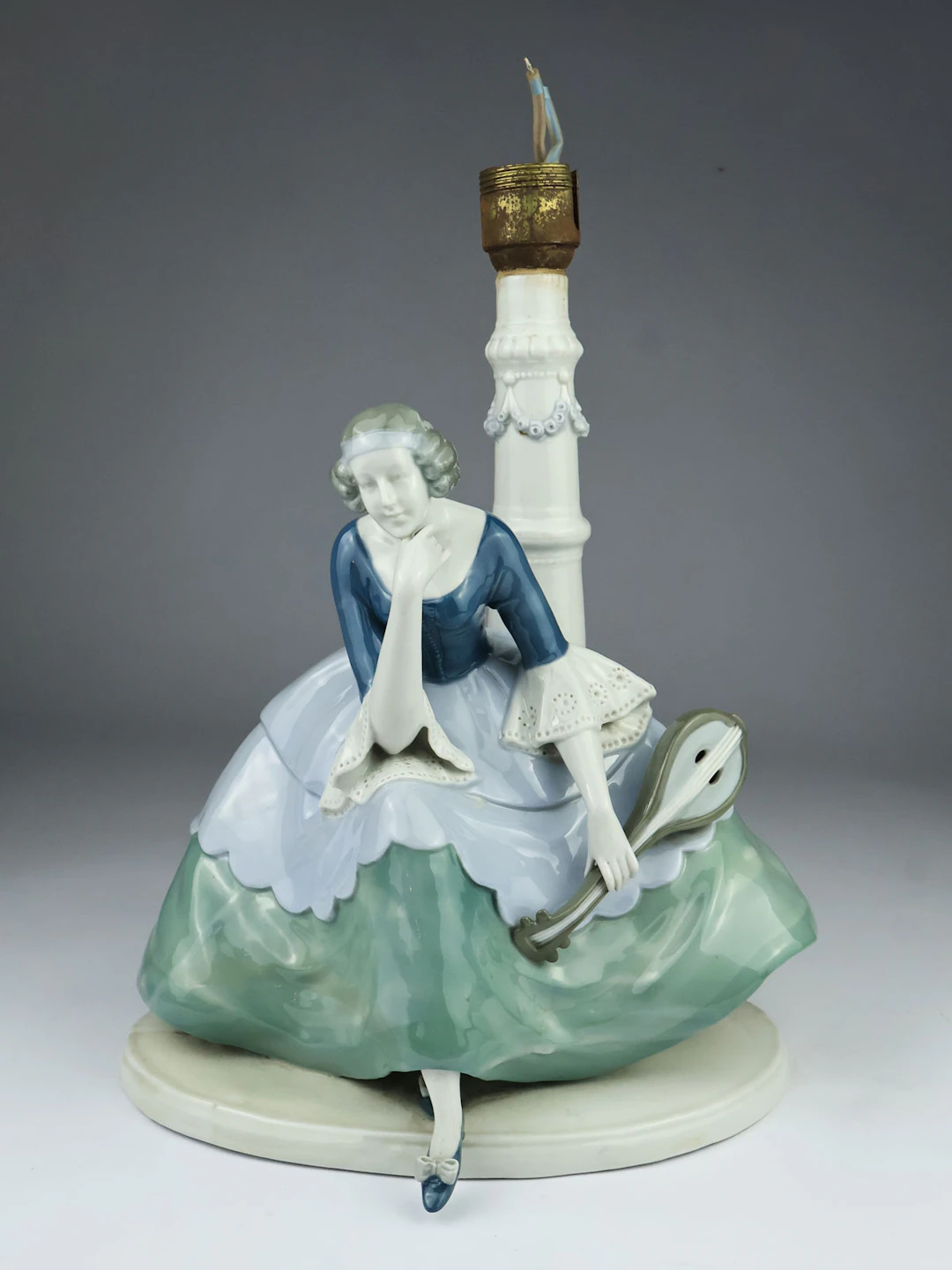 Jugenstil - Figurenlampe