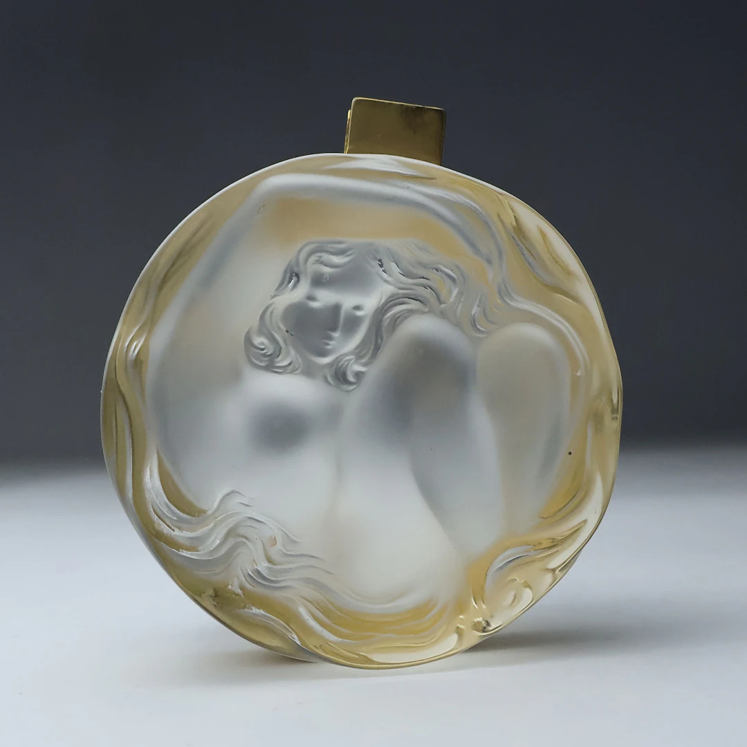 Lalique - Puderdose