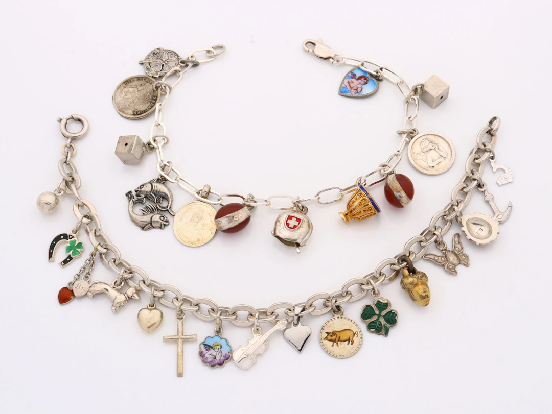 Armbänder