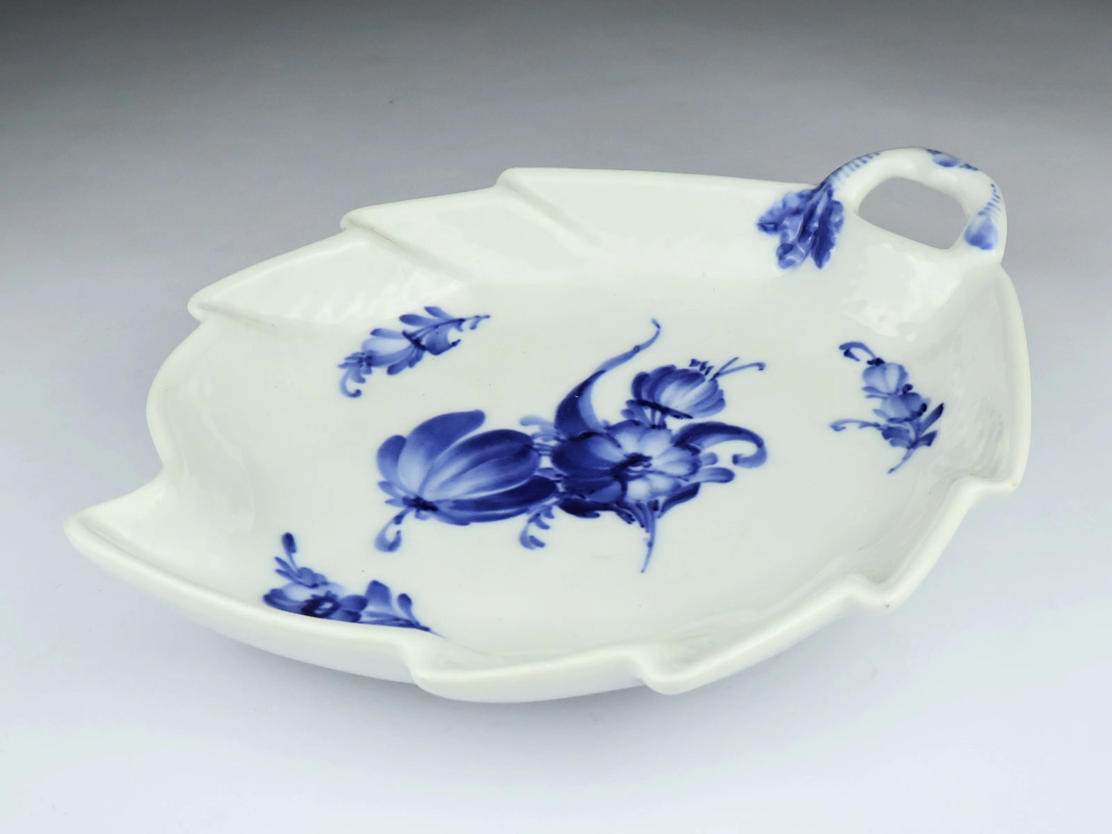 Royal Copenhagen - Schale
