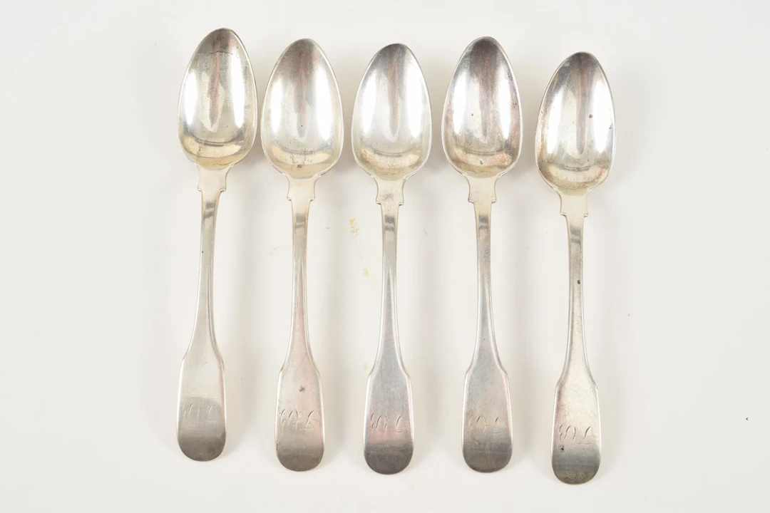 5 Early coin silver tea spoons, J. Lownes, Philadelphia. Length 5.5