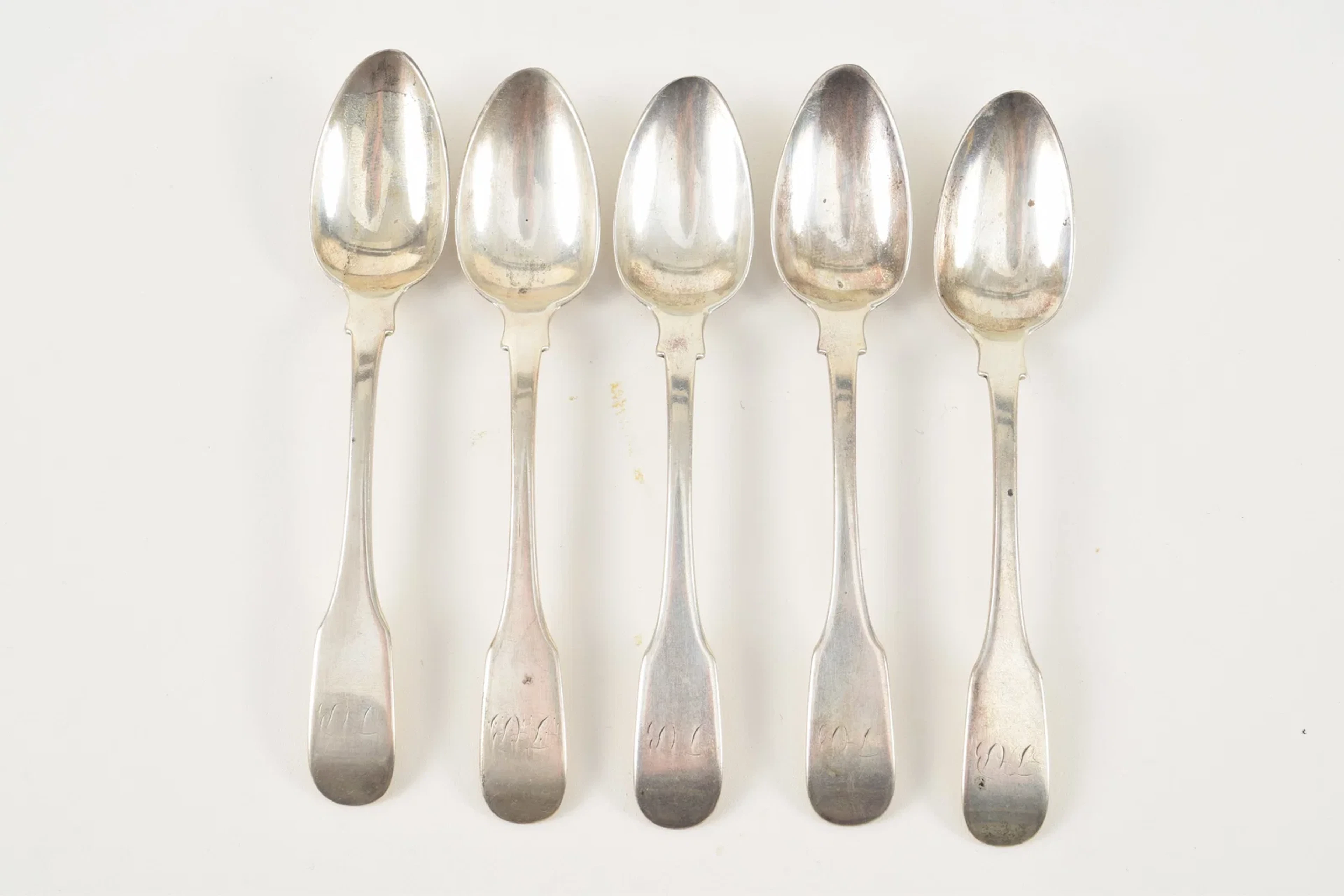 5 Early coin silver tea spoons, J. Lownes, Philadelphia. Length 5.5
