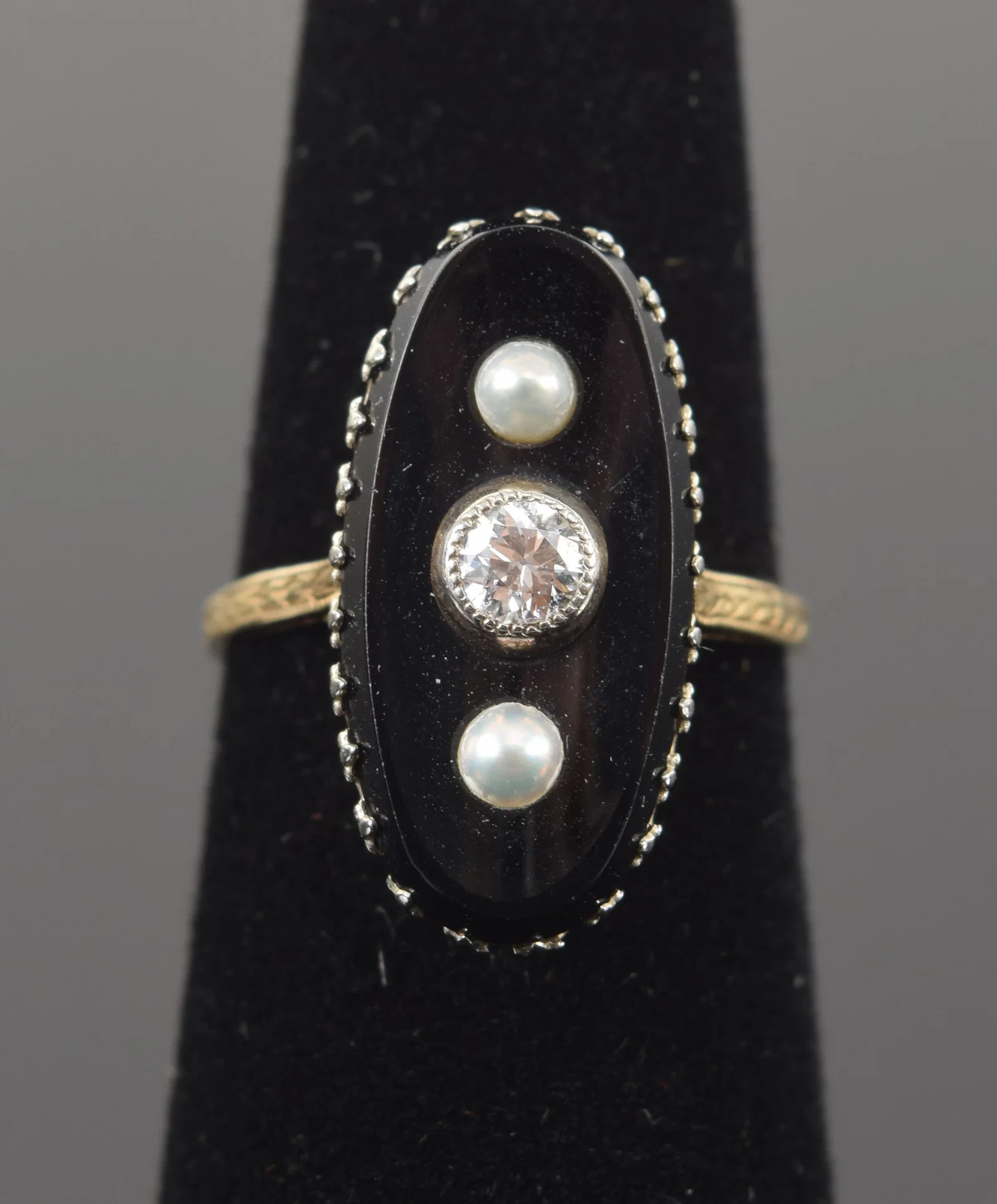 Victorian 14K gold diamond and pearl ring. Central round cut diamond