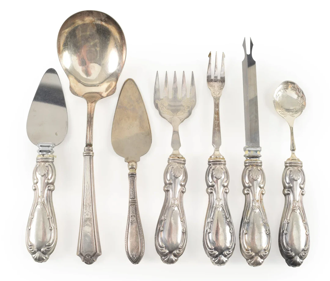 Collection of 7 Sterling silver hollow handle flatware items including