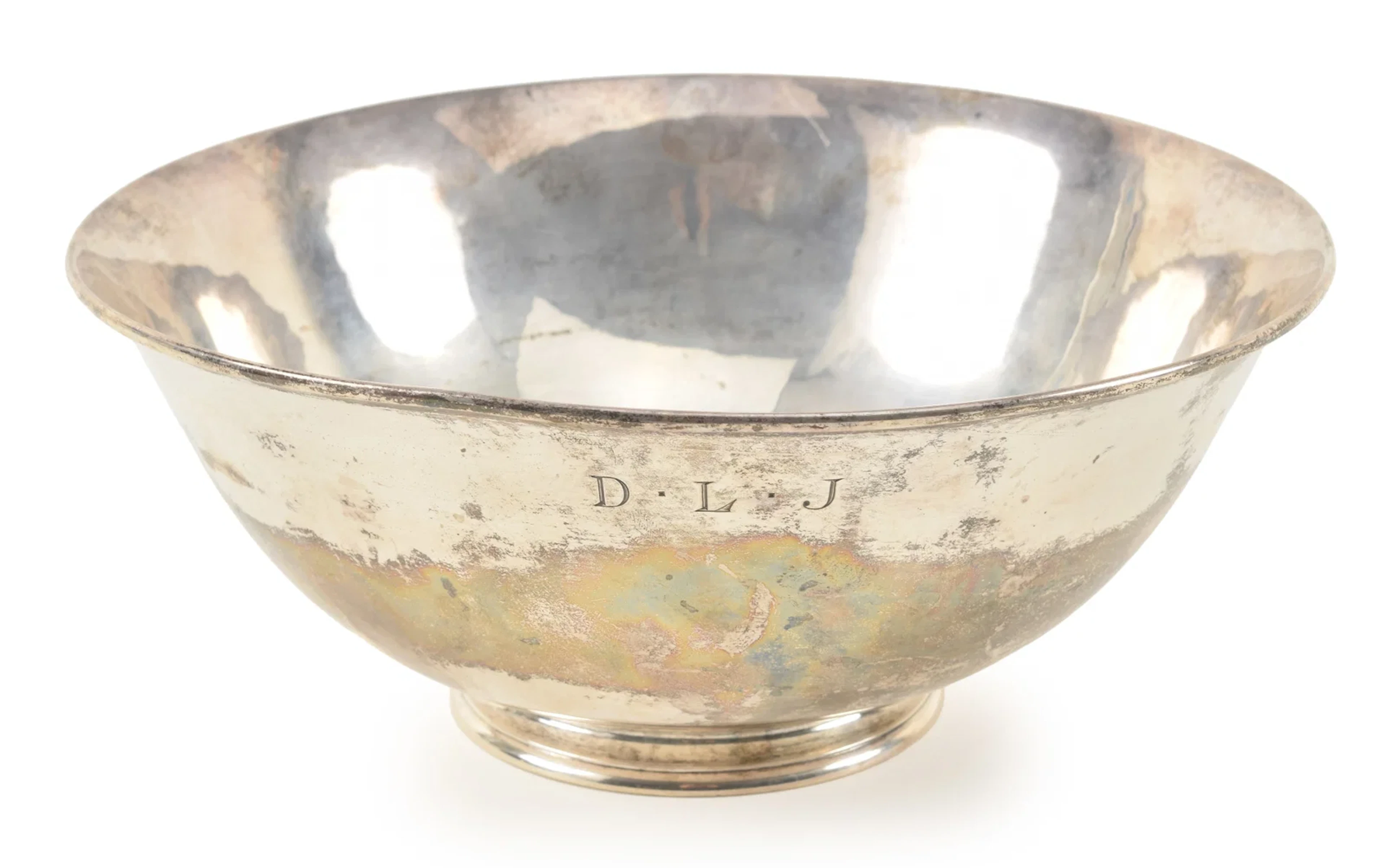 Arthur Stone sterling silver fruit bowl, engraved 1921. Diameter 9.75