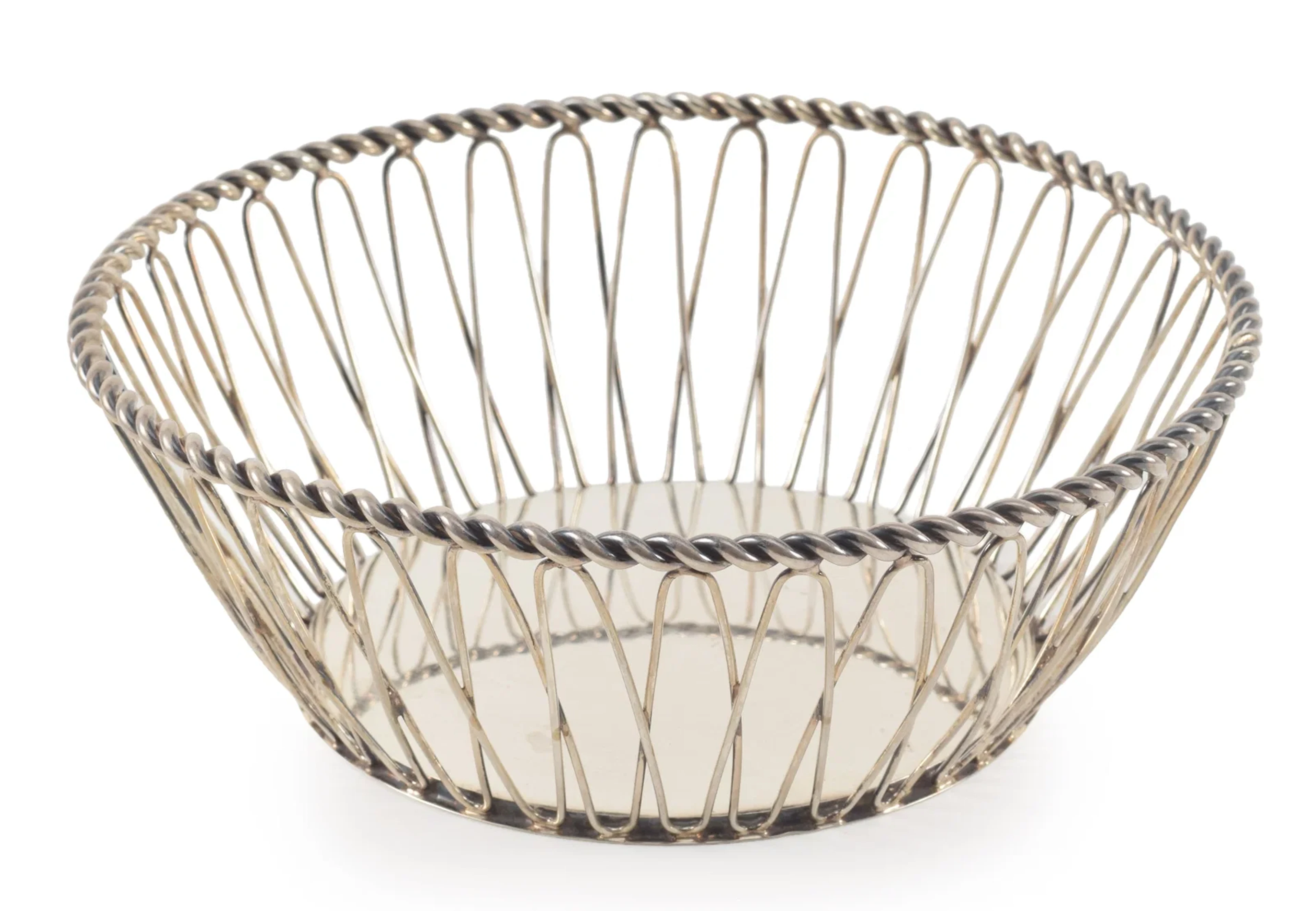 Sterling silver open work bread basket, possibly Towle. Diameter 8.25