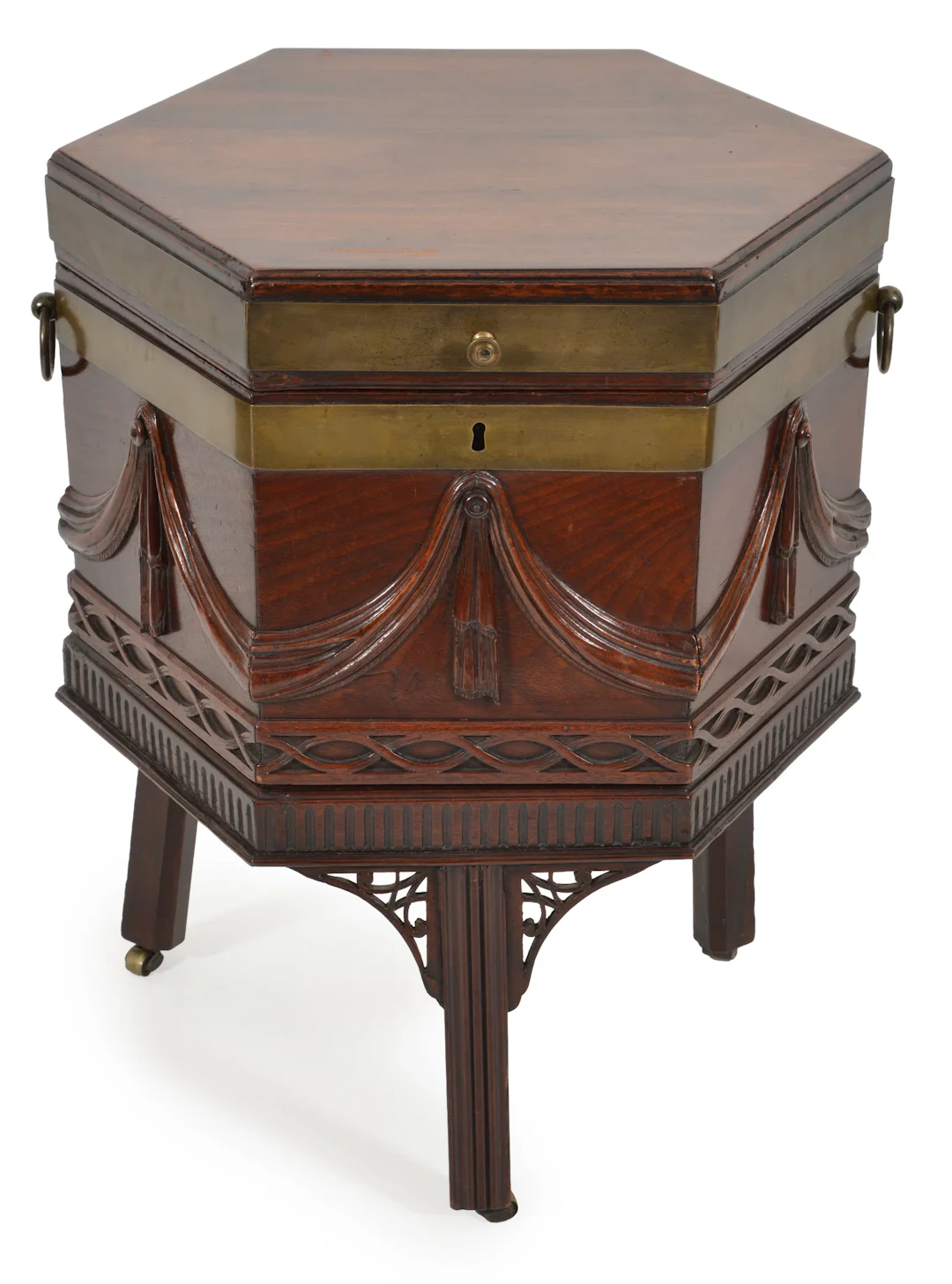 Fine Georgian mahogany octagonal cellarette with fitted intereor and