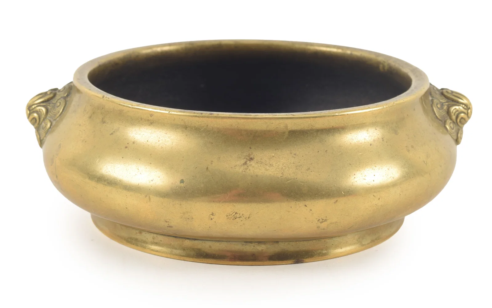 18th century or earlier Chinese gilt bronze censer. Lion mask head