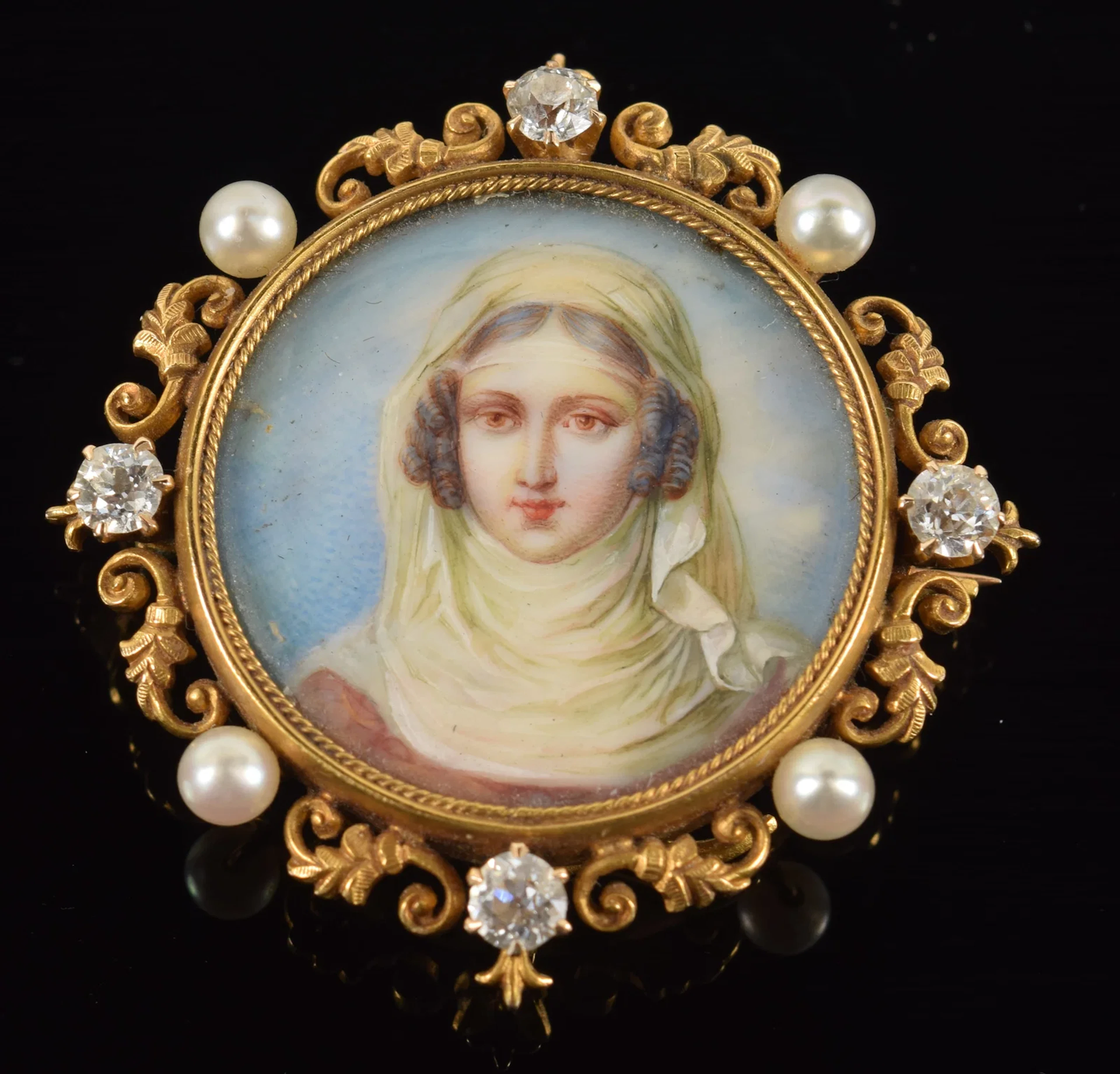 Fine quality antique 14K gold Renaissance Revival miniature portrait