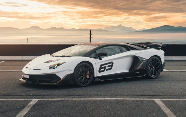 2018 Lamborghini Aventador SVJ 63