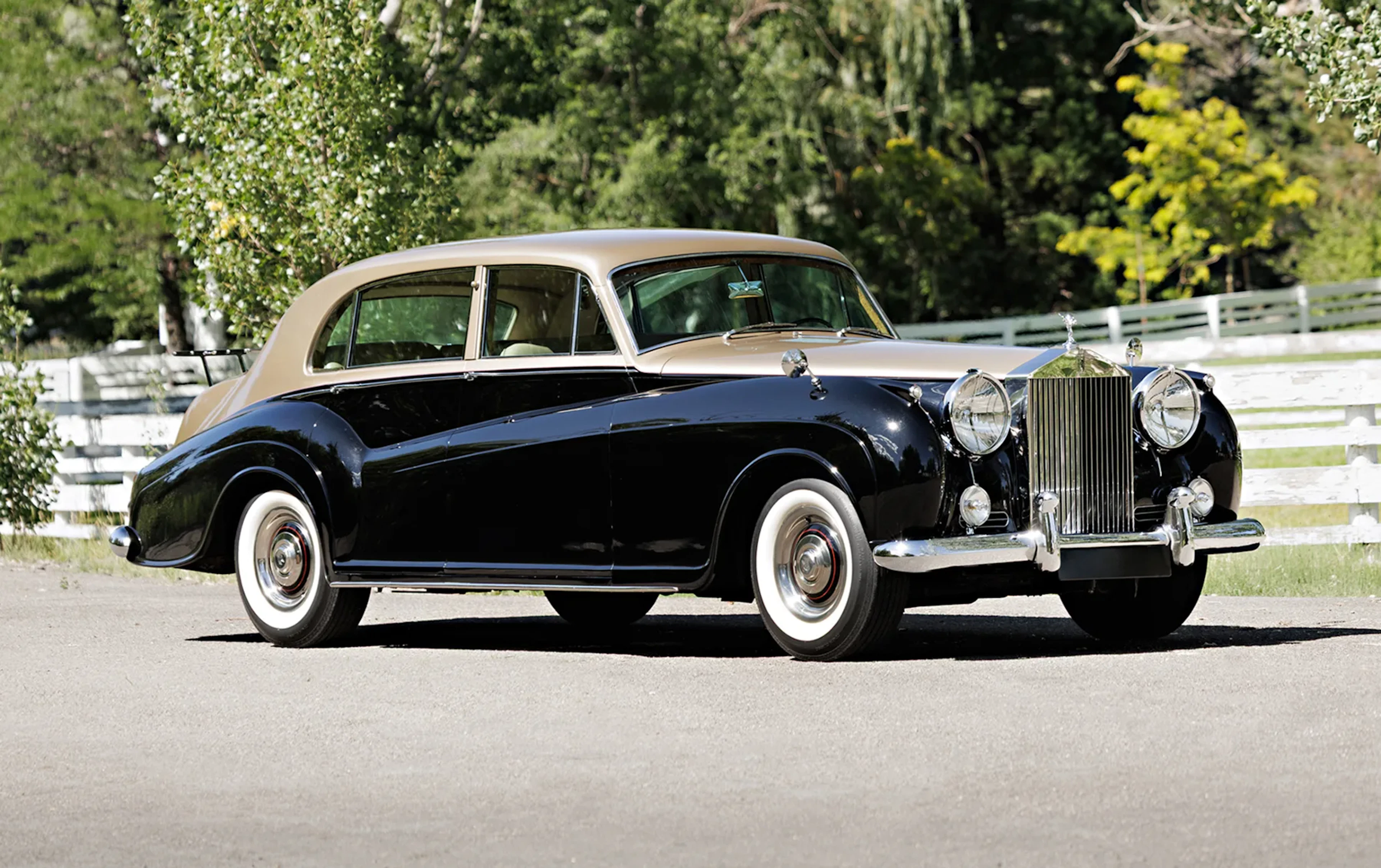 1961 Rolls-Royce Silver Cloud II LWB Saloon