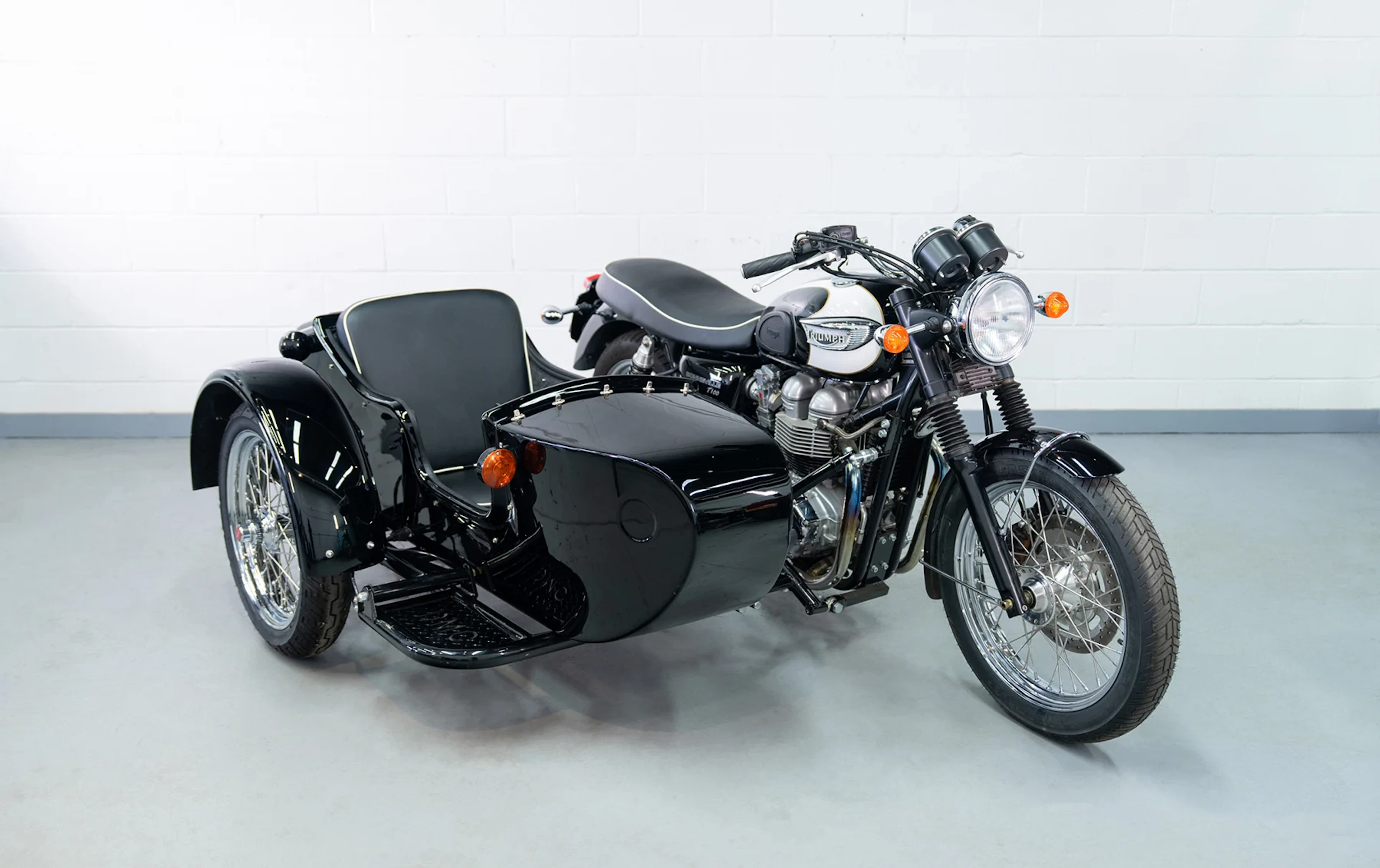 2004 Triumph T100 Bonneville
