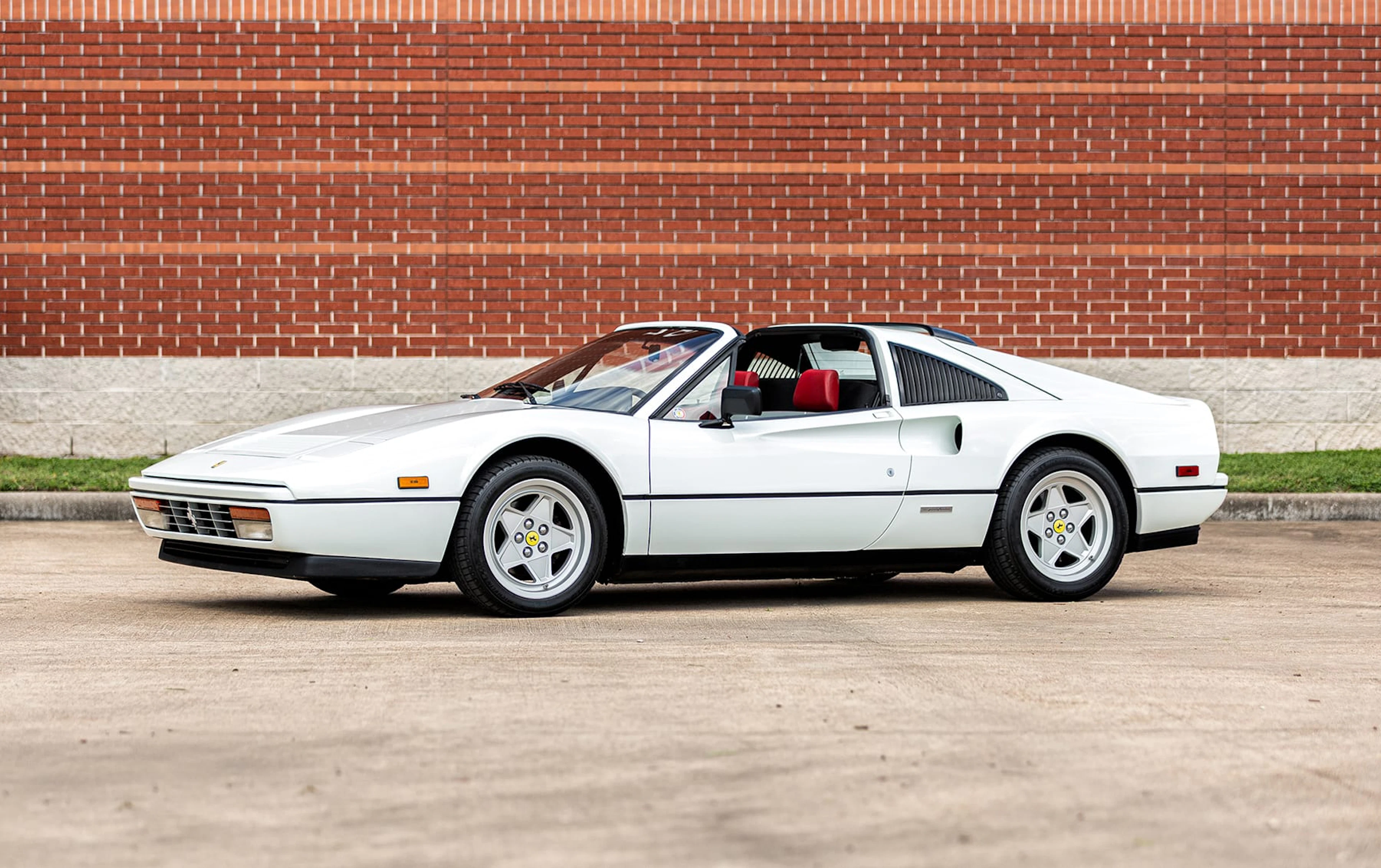 1987 Ferrari 328 GTS