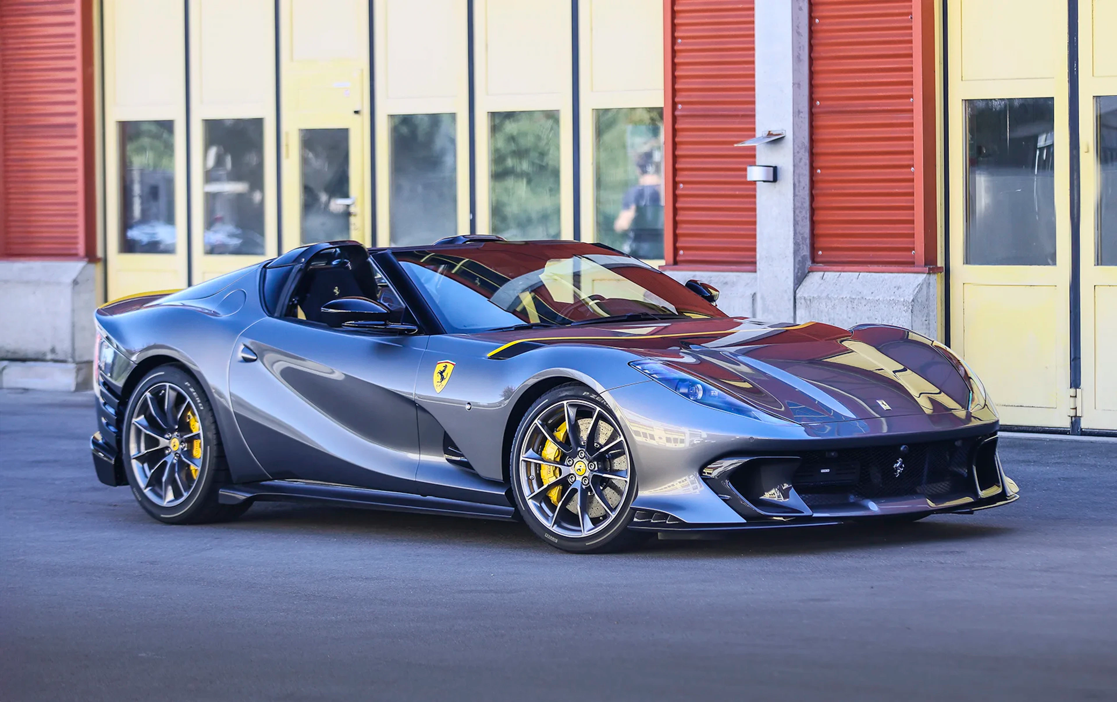 2023 Ferrari 812 Competizione Aperta