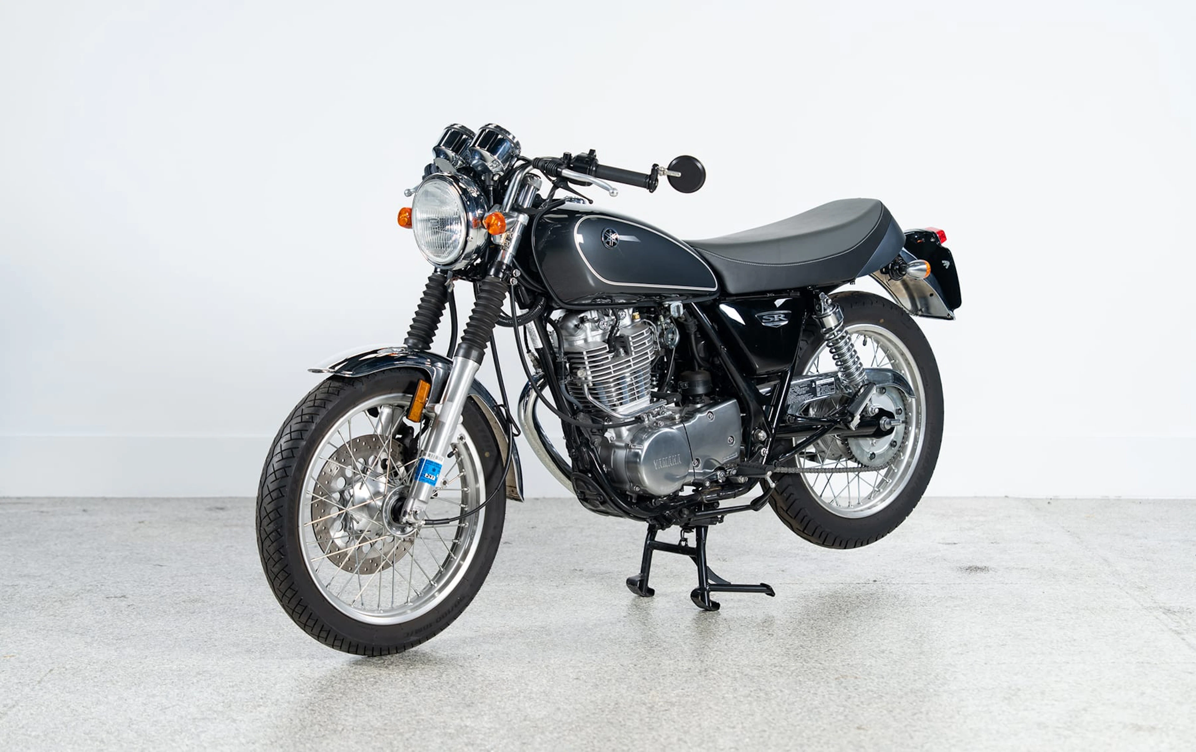 2015 Yamaha SR400