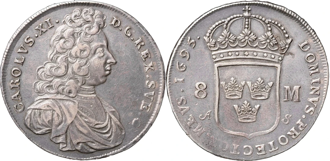 KARL XI (1660-1697). STOCKHOLM. 8 mark 1695