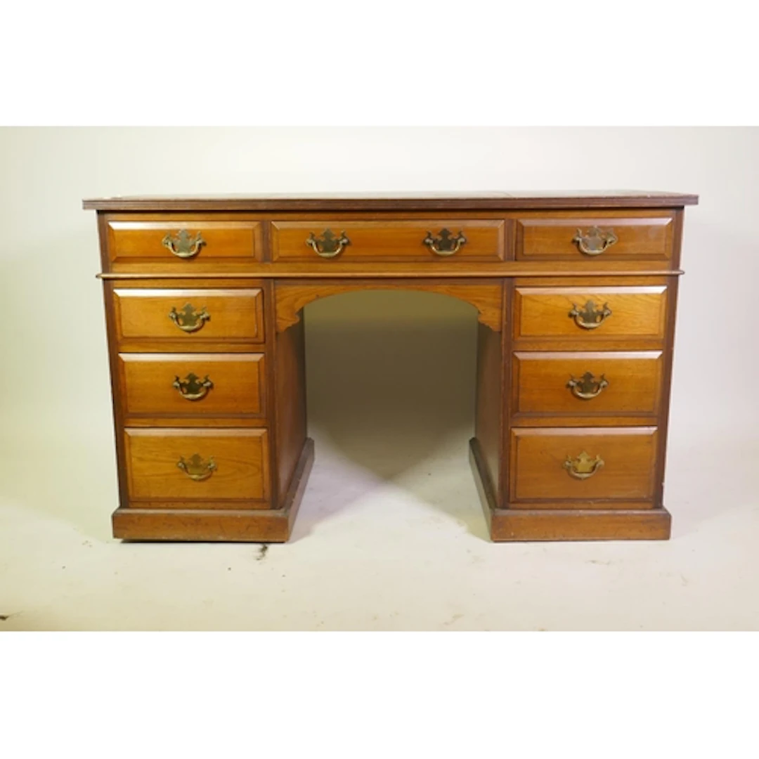 Victorian nine drawer walnut kneehole desk with inset leathe...