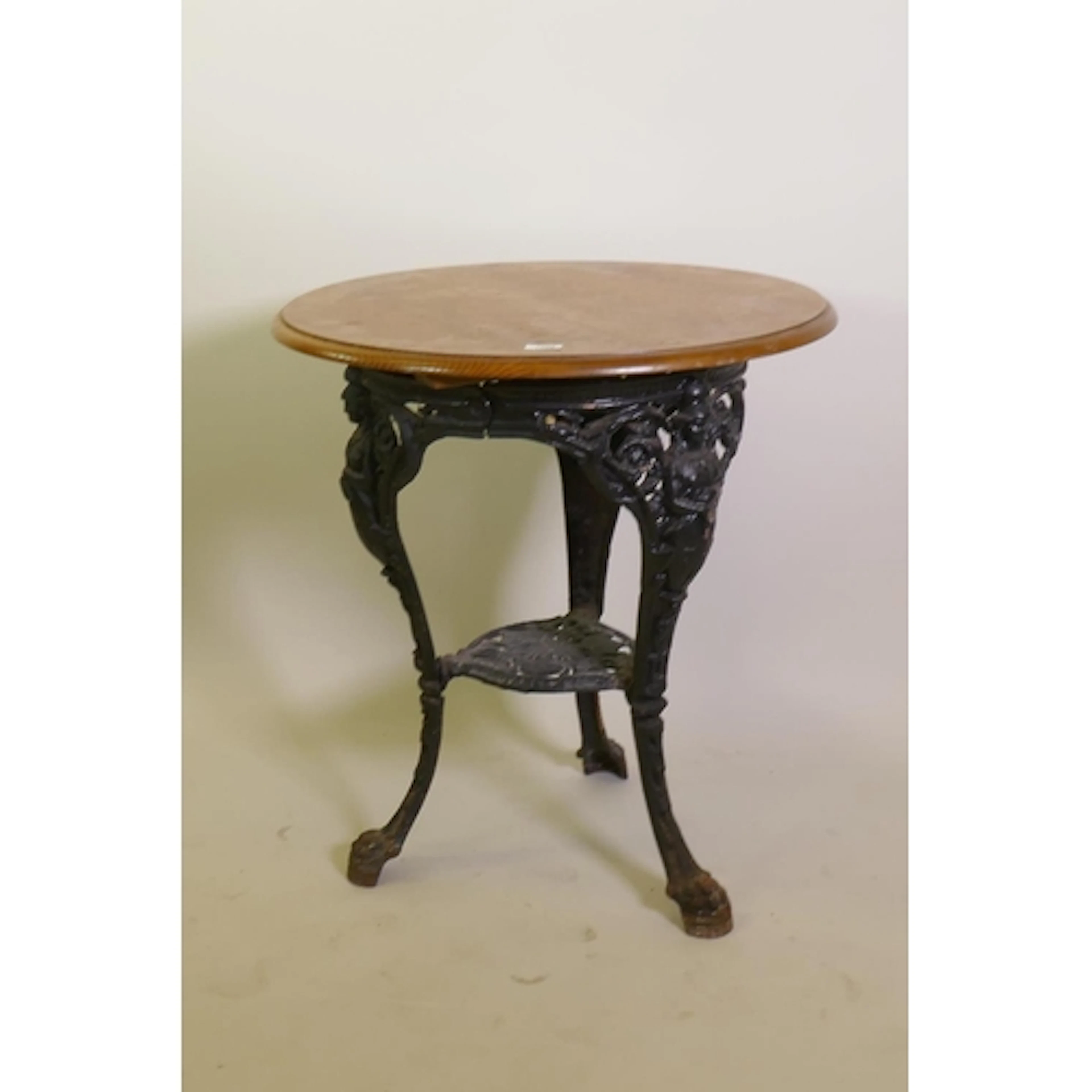 Victorian 'Britannia' cast iron pub table, inscribed Pallist...