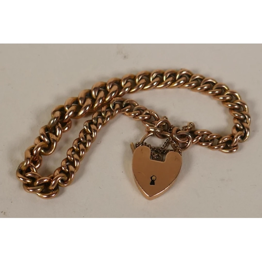 9ct gold chain link bracelet with padlock clasp, 9.5g