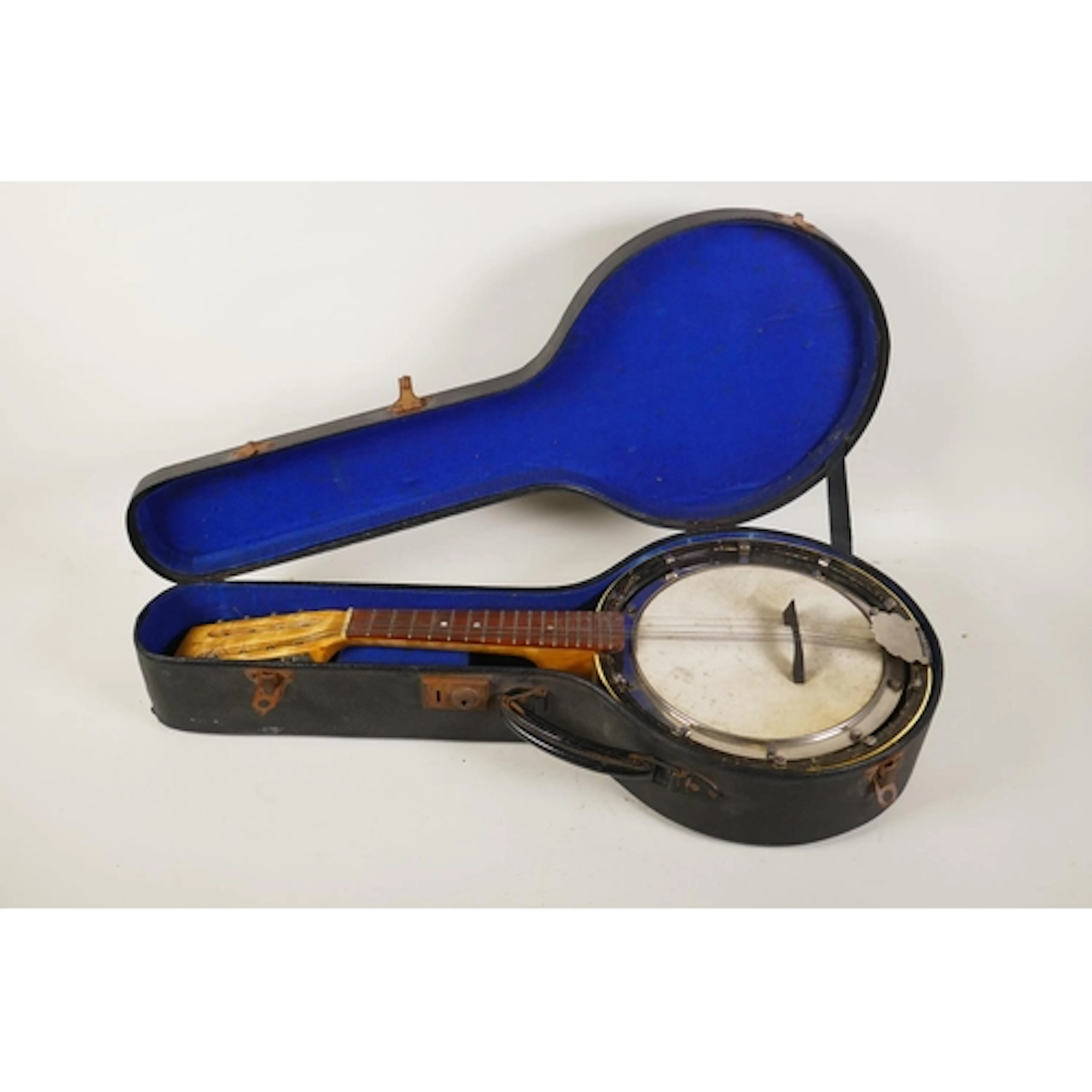 A vintage banjolin (mandolin-banjo), with pearl effect body ...