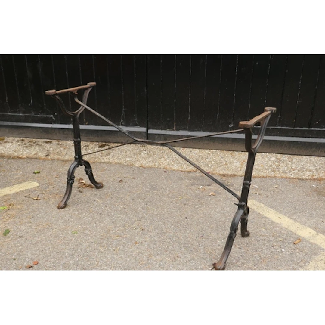 Victorian style painted cast iron pub table base, 102cm long...