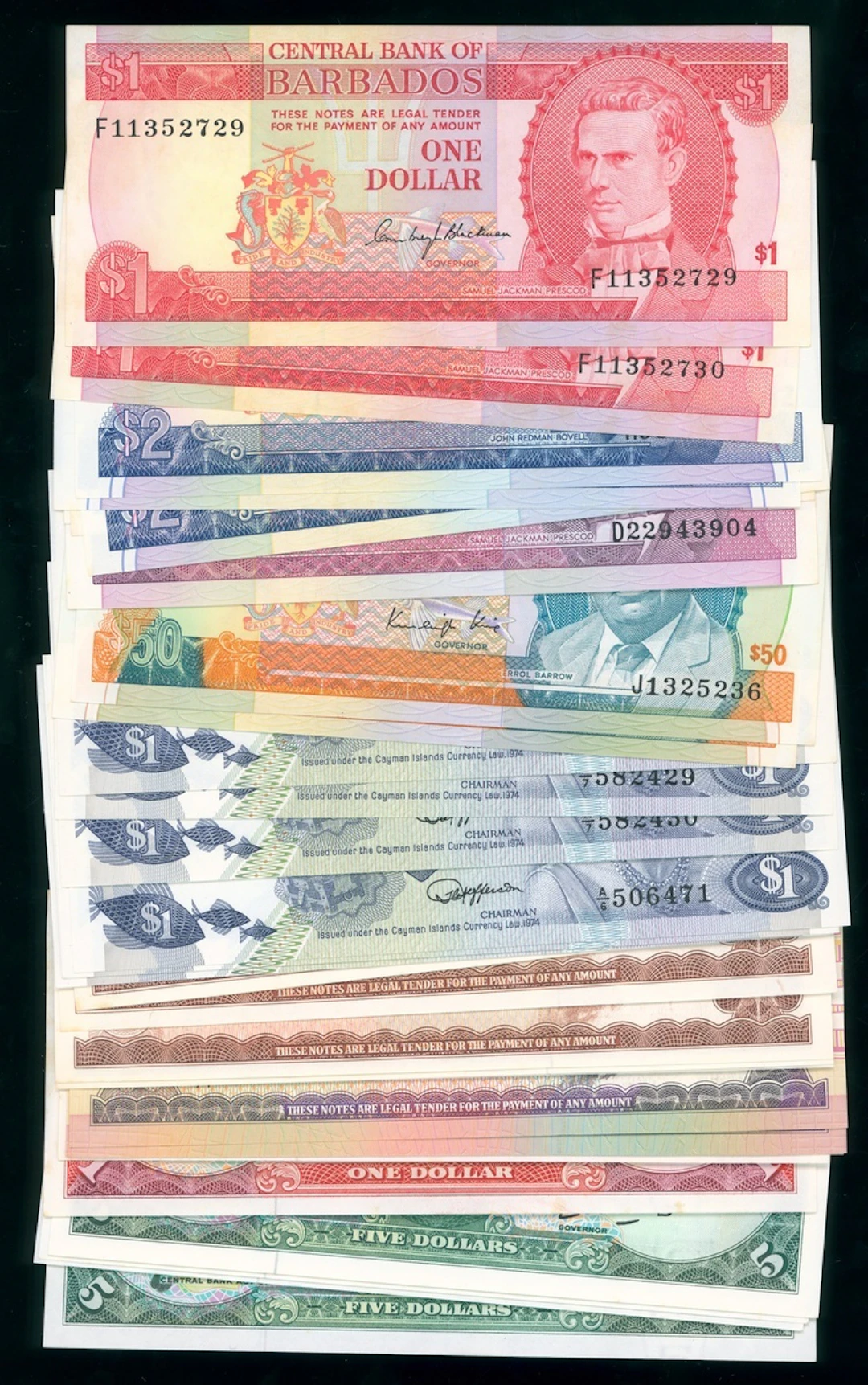 Americas Banknotes, a group of 33x, including