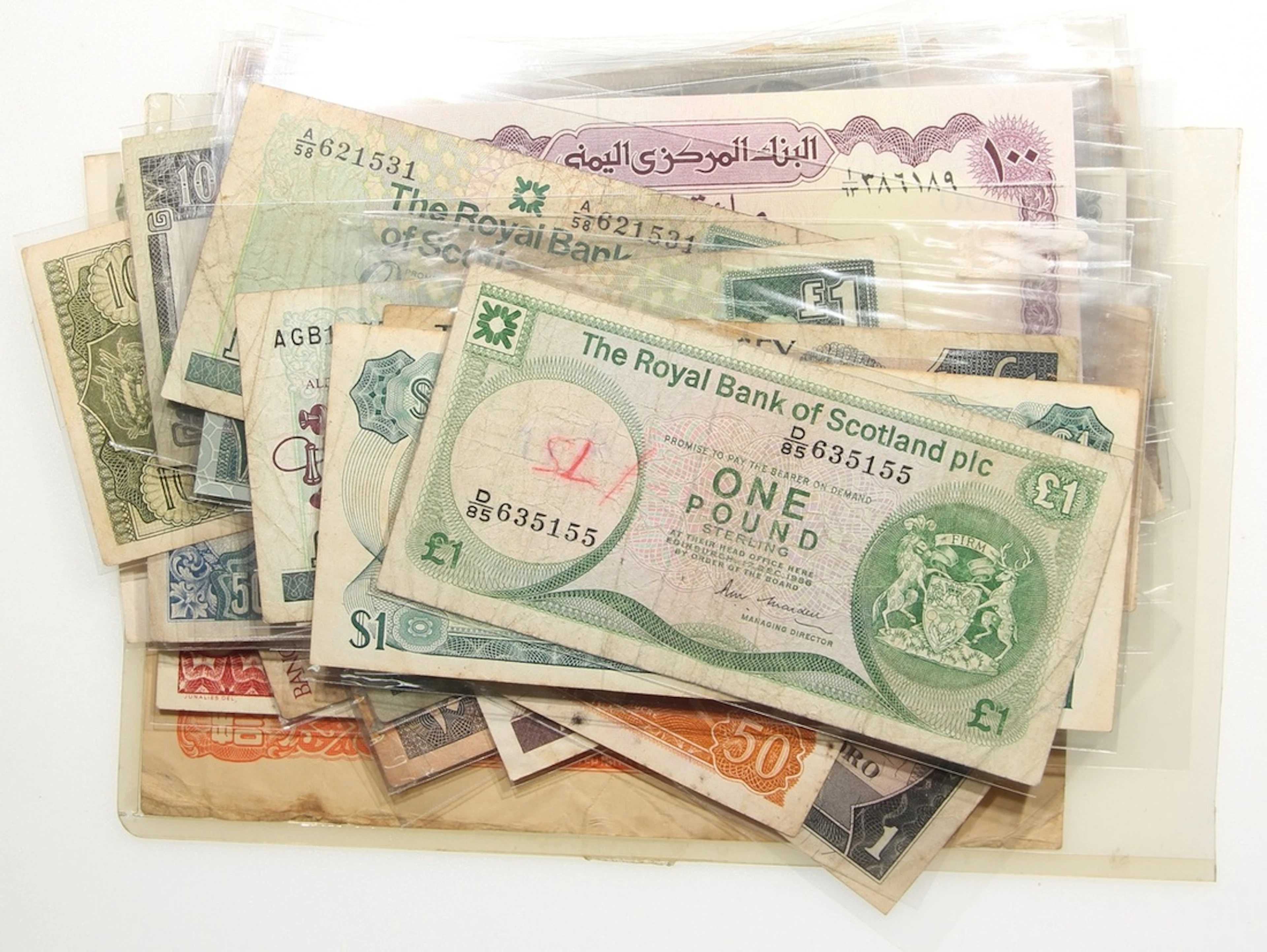 World Banknotes Mixed Lot, a group of 60x, various dates