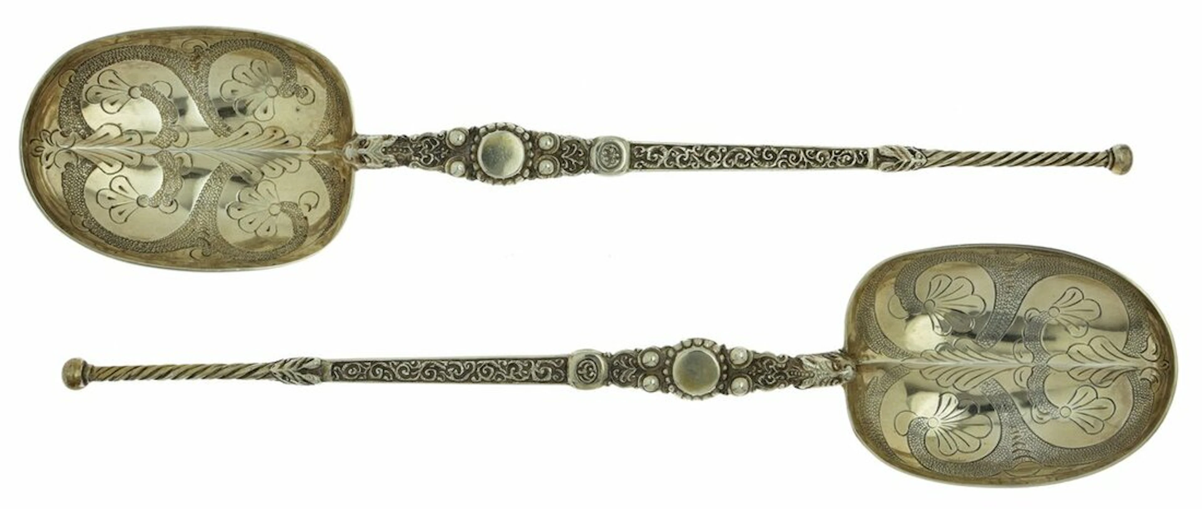 JAMES WAKELY & FRANK CLARKE WHEELER, A PAIR OF SILVER-GILT REPLICA