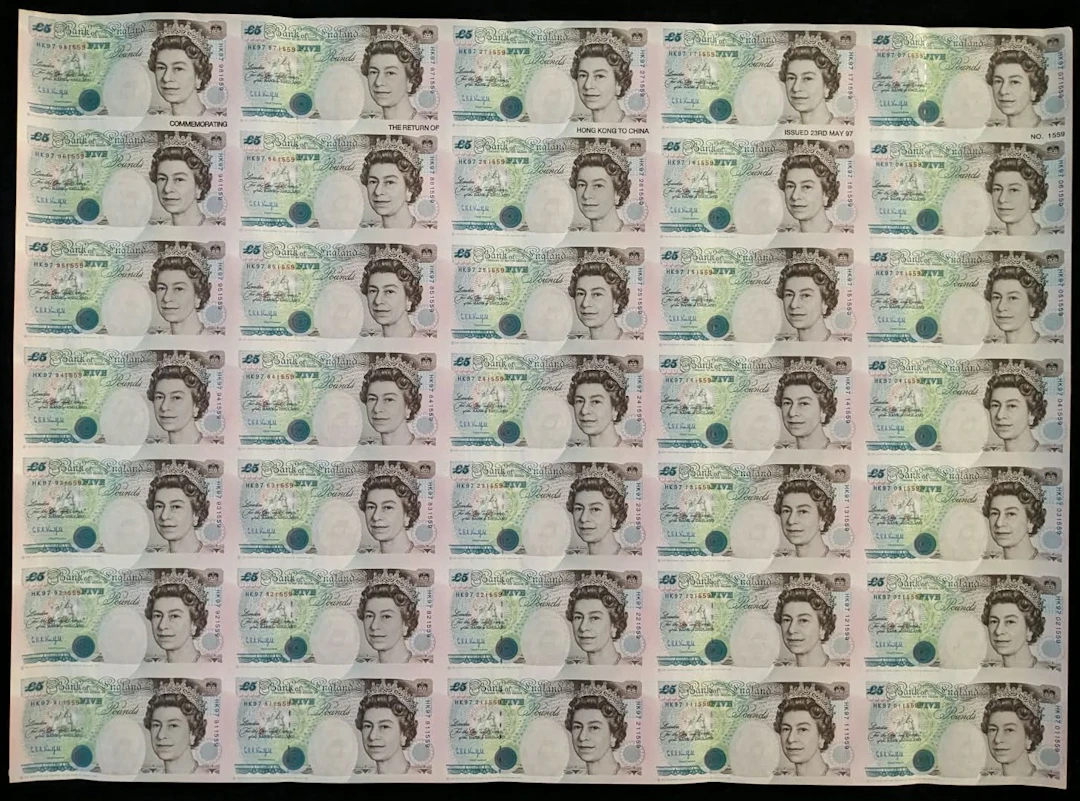 Bank of England, Great Britain, an uncut sheet of 35x £5, 1997, prefix HK97