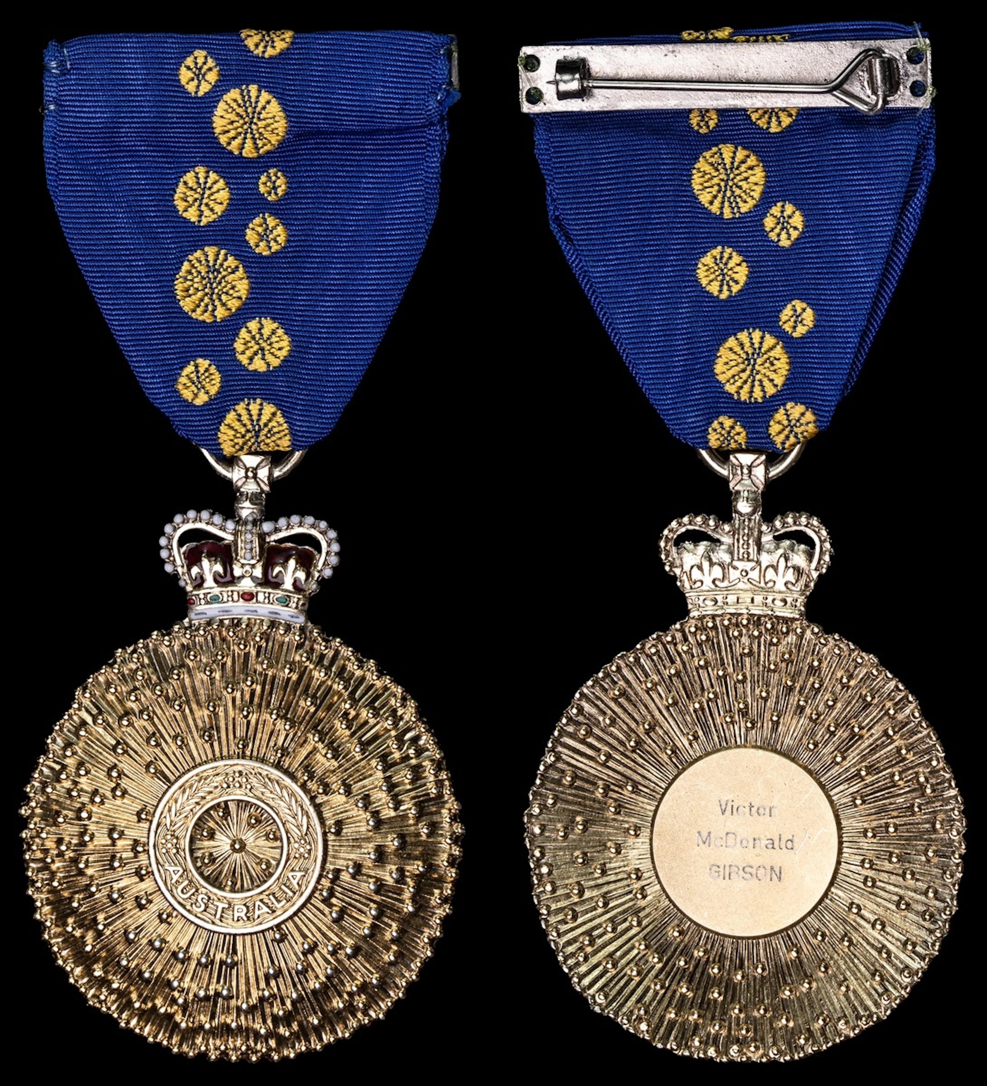 Australia, Order of Australia, Member's (A.M.) breast badge, silver-gilt