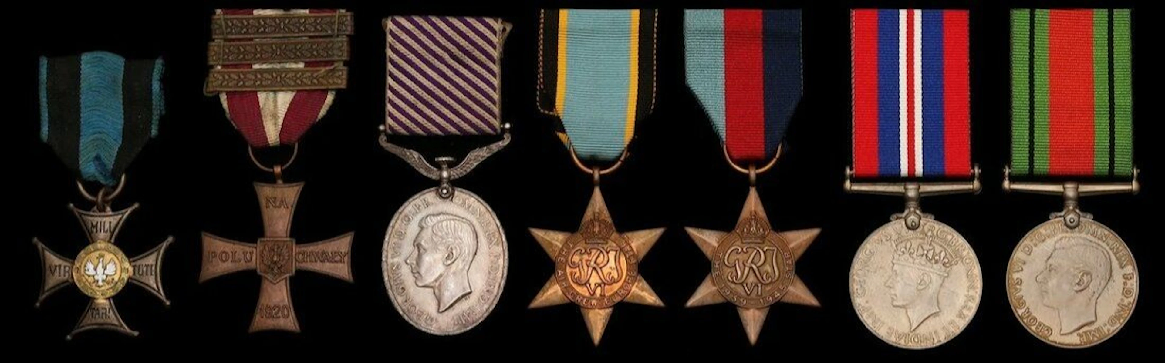 The well-documented Virtuti Militari, Cross of Valour with three Bars