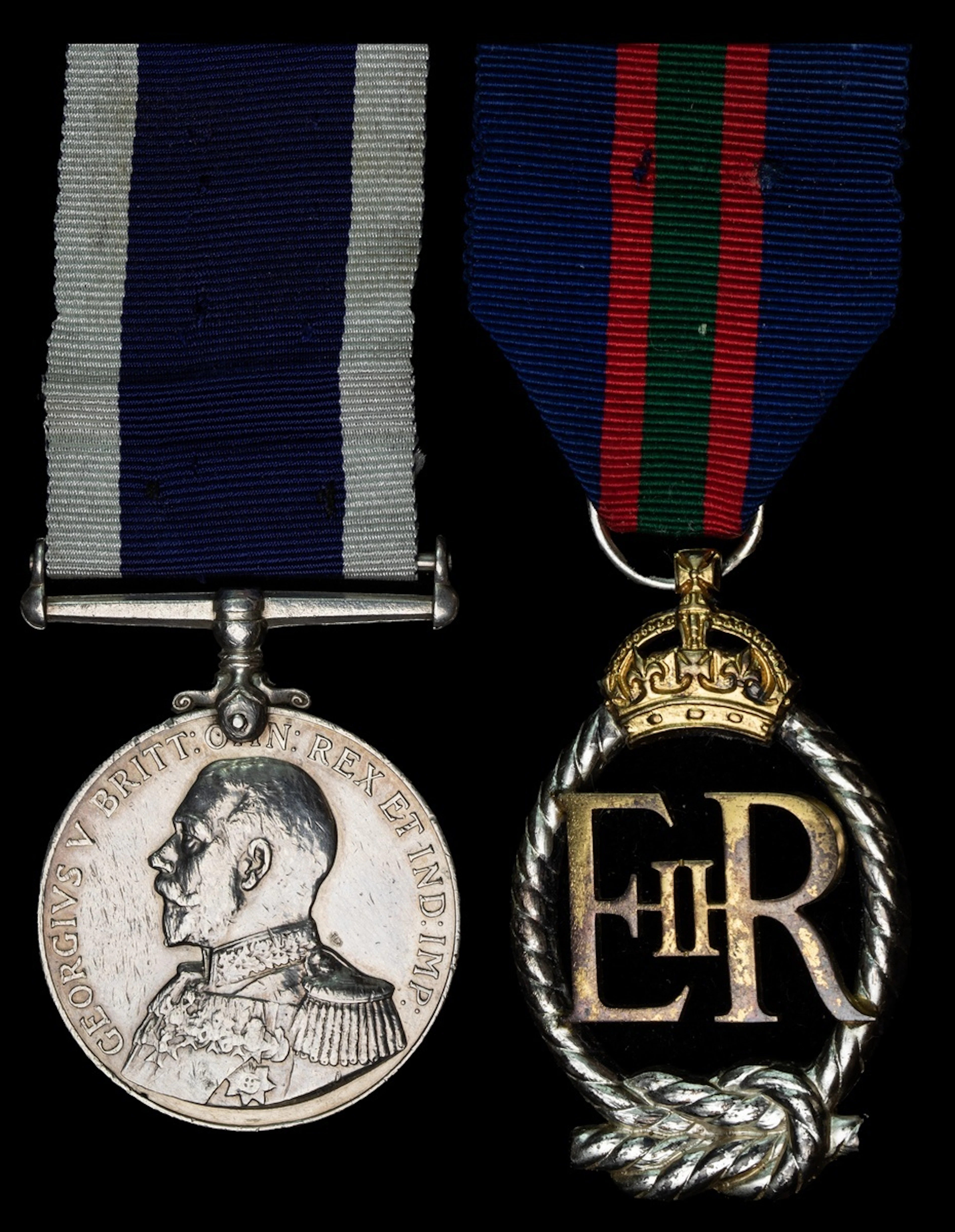 Royal Naval Volunteer Reserve Decoration, E.II.R., dated 1957, very