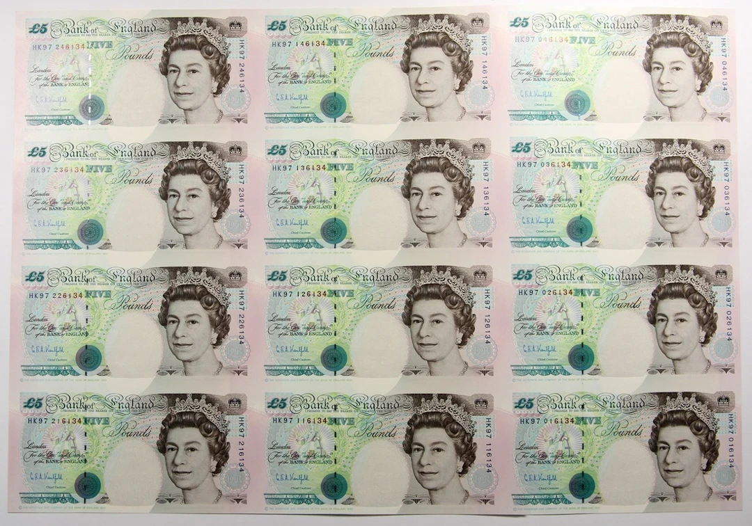 Bank of England, Great Britain, an uncut sheet of 12x £5, 1997, prefix