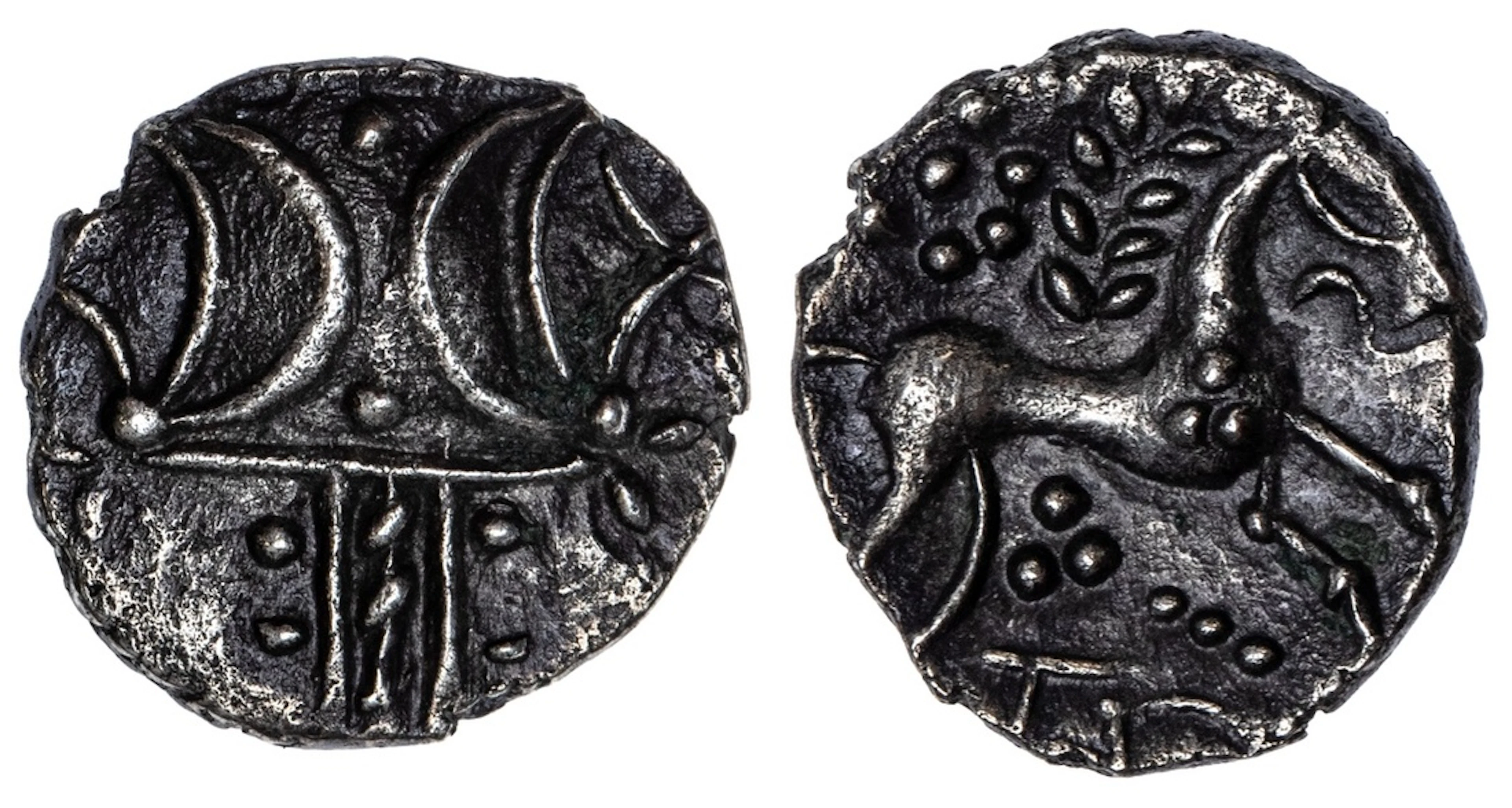 Iceni, Antedios (AD 10-30), AR Unit, 'Antd D-bar' Type, double crescent