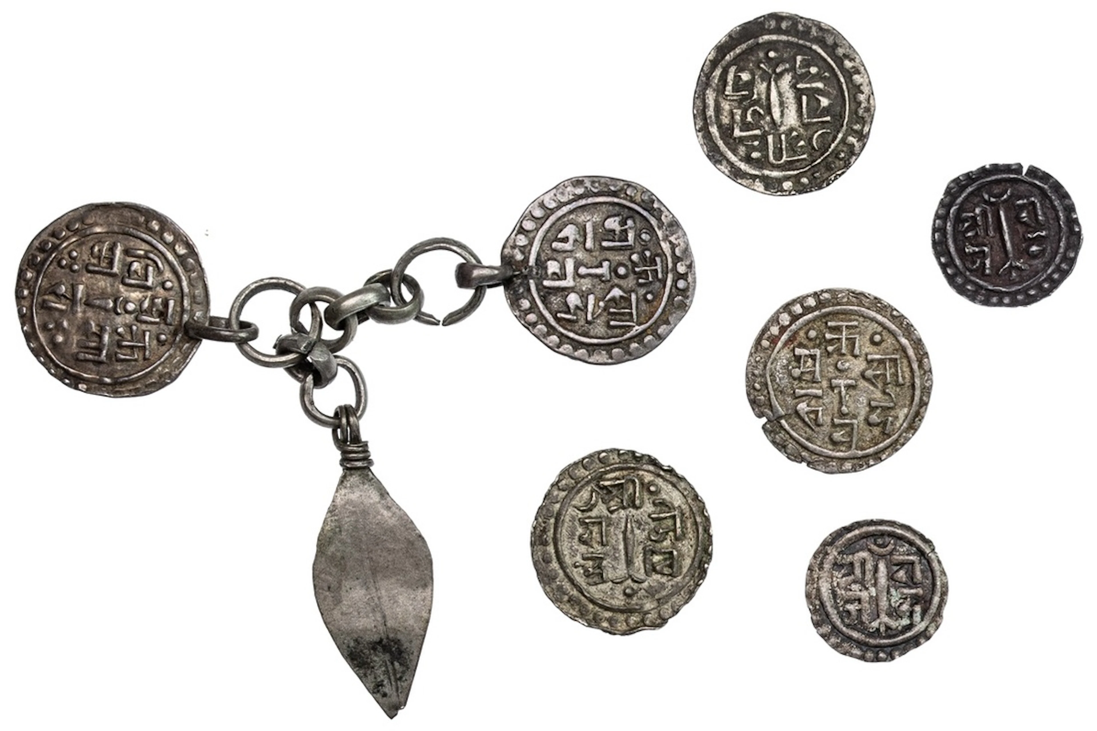 Nepal, Rajendra Vikram Shah (1816-1847), Ani (3), undated, Obv. sword