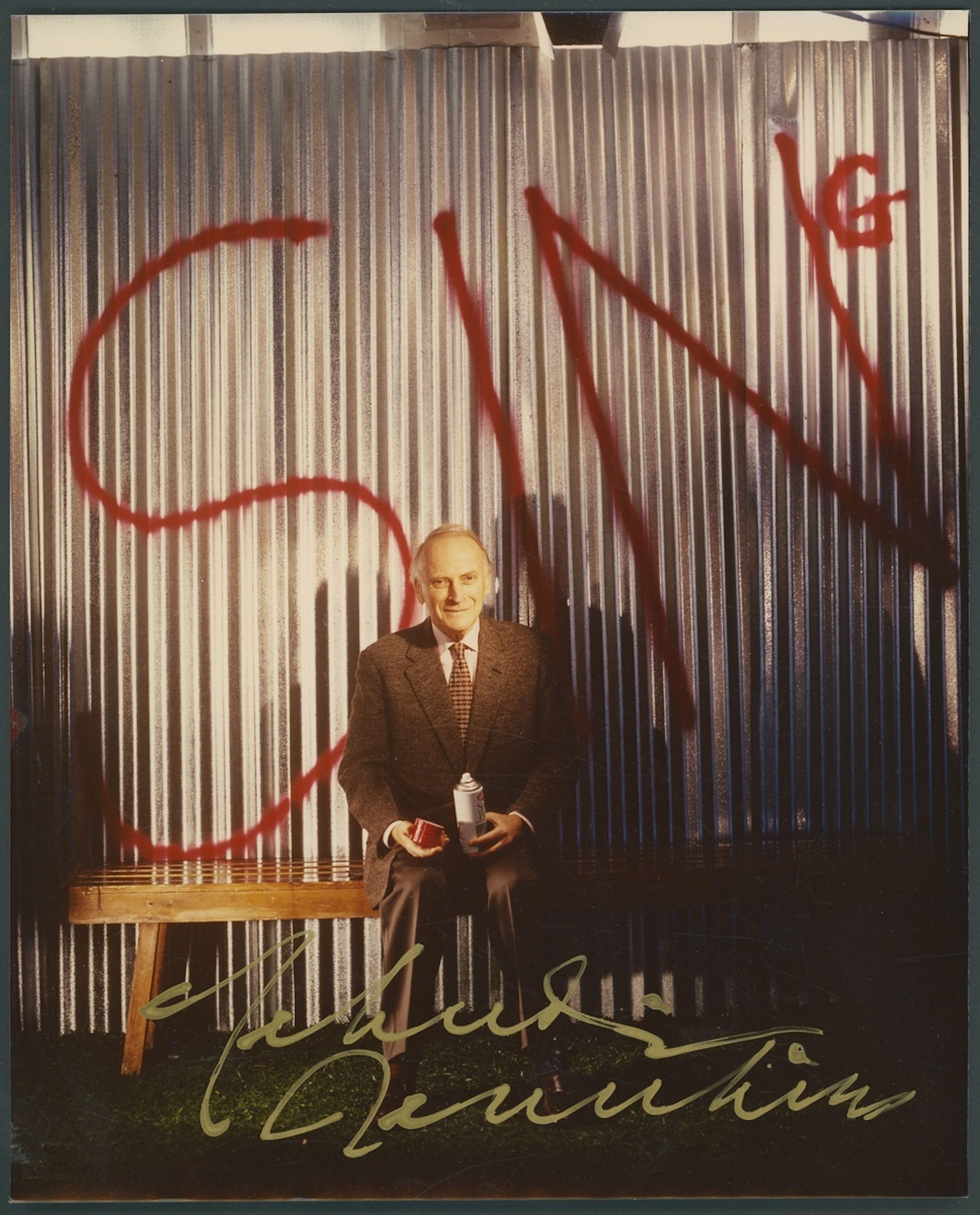 Great Britain Autographs Yehudi Menuhin (1916-1999) Photograph of