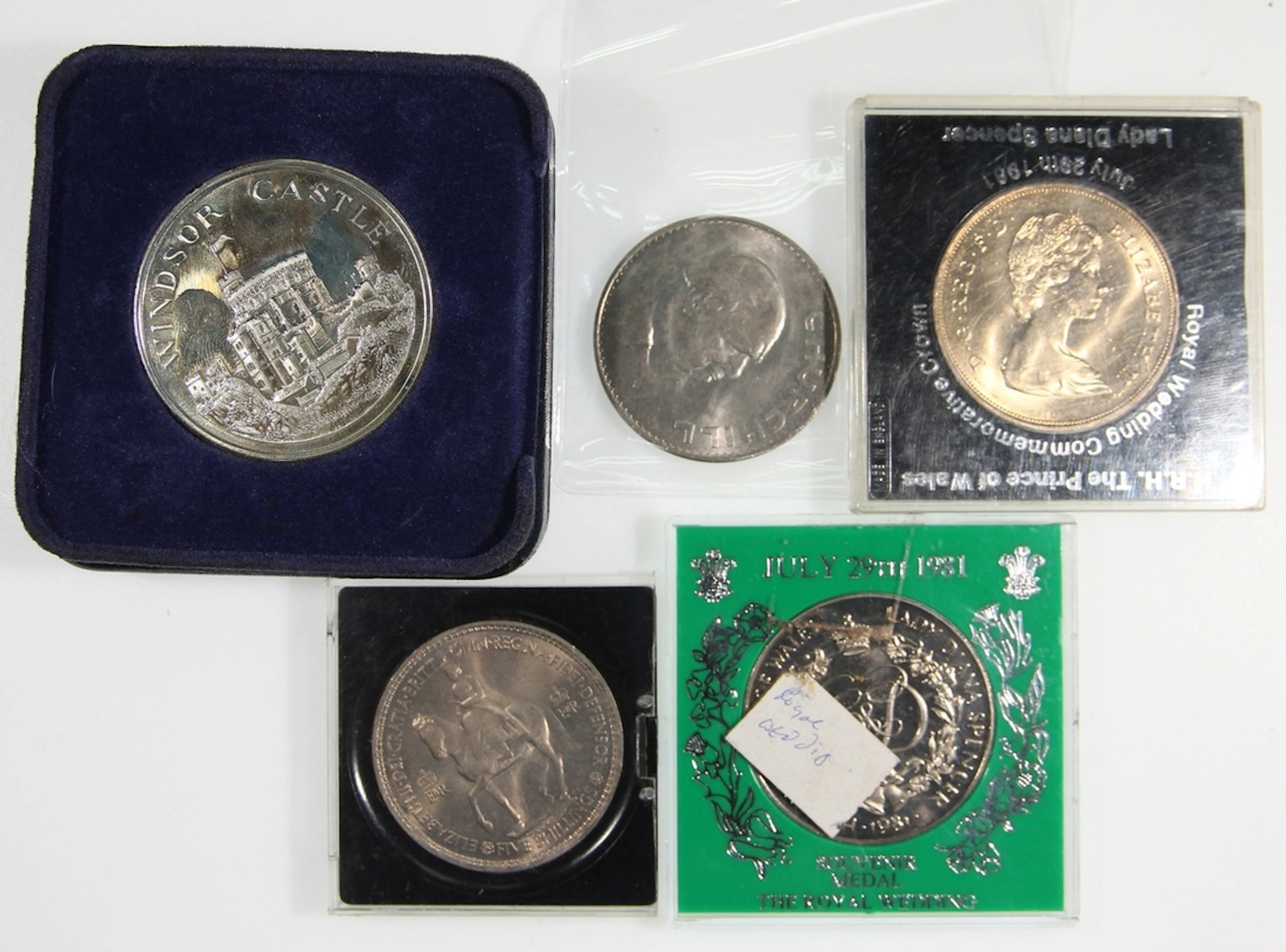 Great Britain, a group of 5x, including