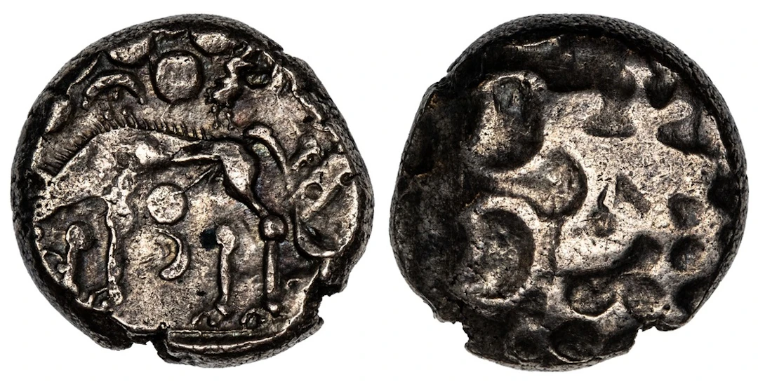Iceni, Base AV Stater, 'Norfolk Wolf Left' Type, Gallic War issue