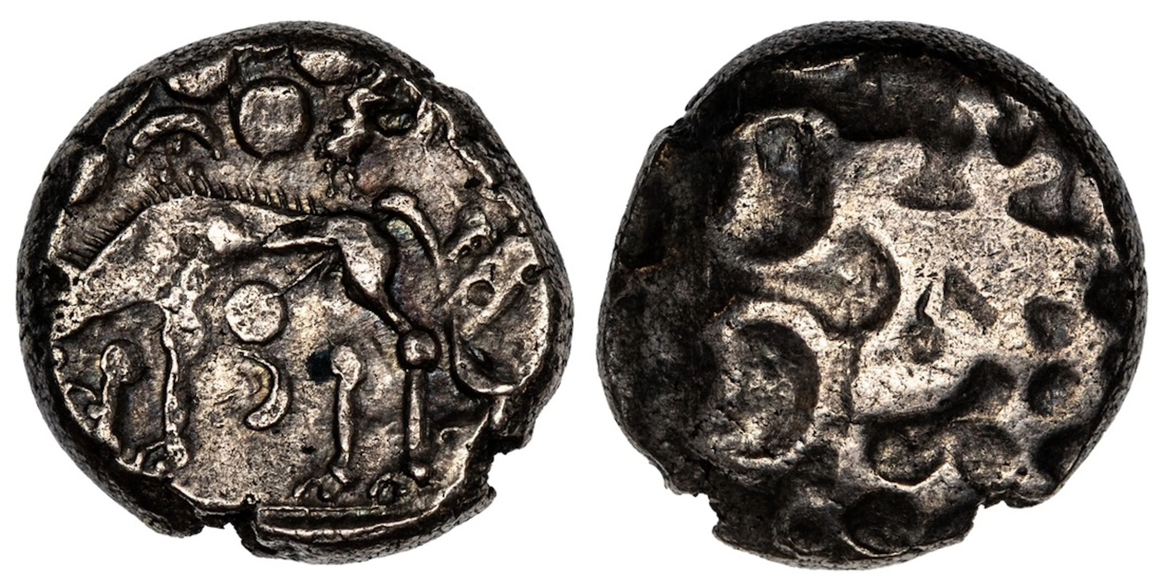 Iceni, Base AV Stater, 'Norfolk Wolf Left' Type, Gallic War issue