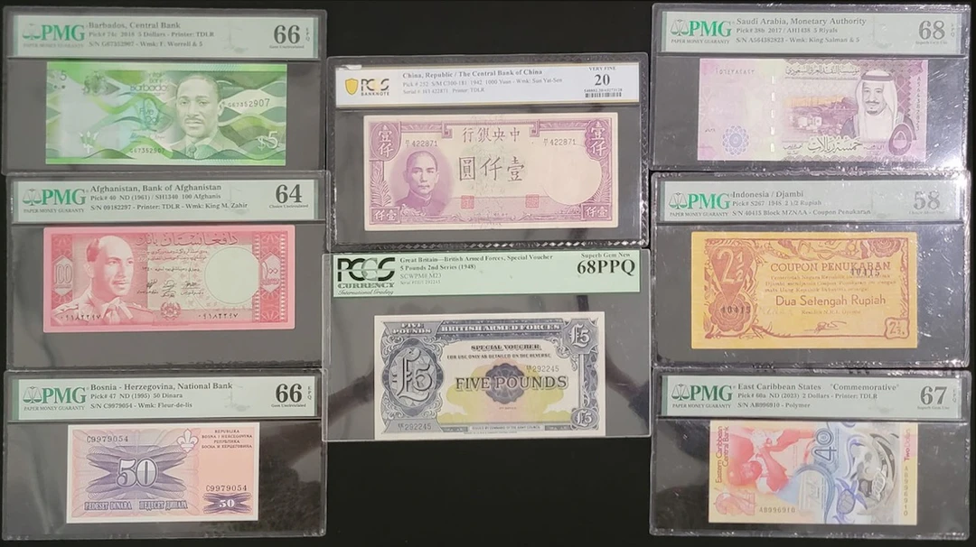 World Banknotes, a group of 8x, including, (Pick 40, 74c, 47, 252