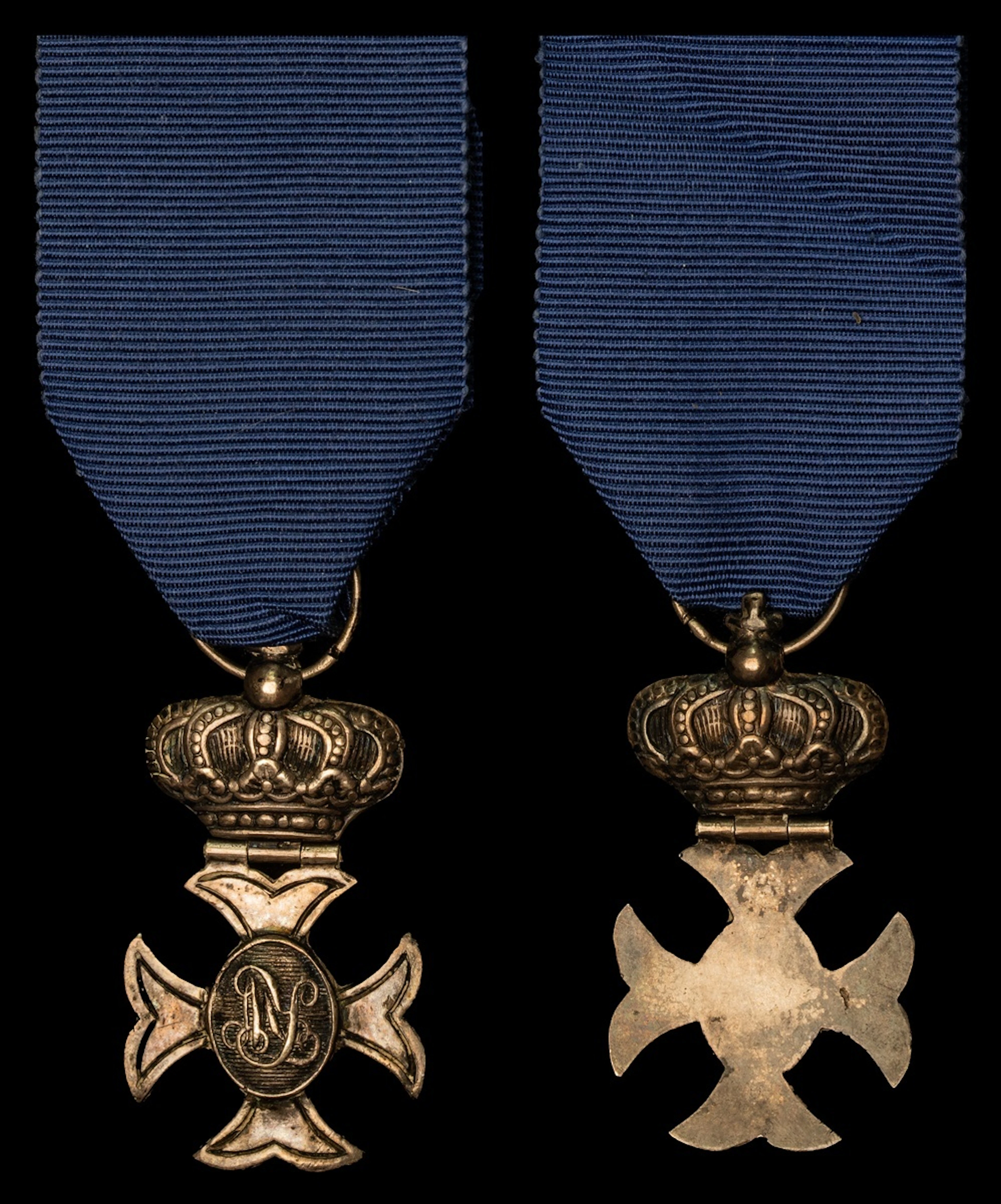 Spain, Carlist Wars, Order of Isabella II, 47mm including hinged crown