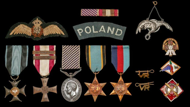 The superbly well-documented Virtuti Militari, Cross of Valour with