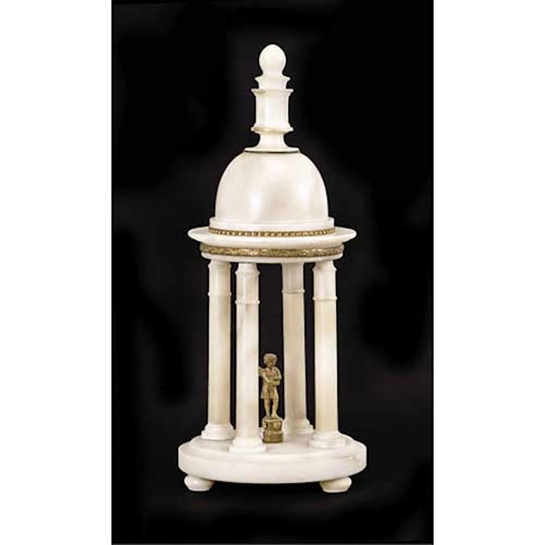 Templete circular en alabastro y bronce dorado, S. XIX.