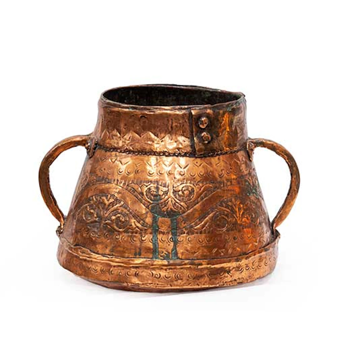 Cntaro de cobre con dos asas grabado todo el cuerpo central S. XVIII