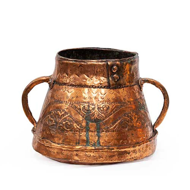 Cntaro de cobre con dos asas grabado todo el cuerpo central S. XVIII