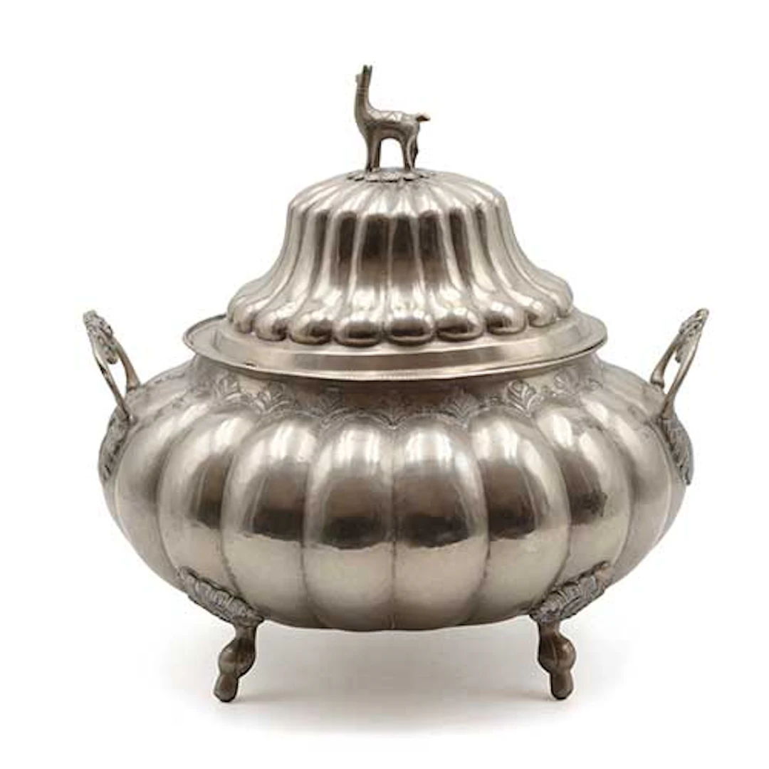 Sopera Boliviana en metal plateado