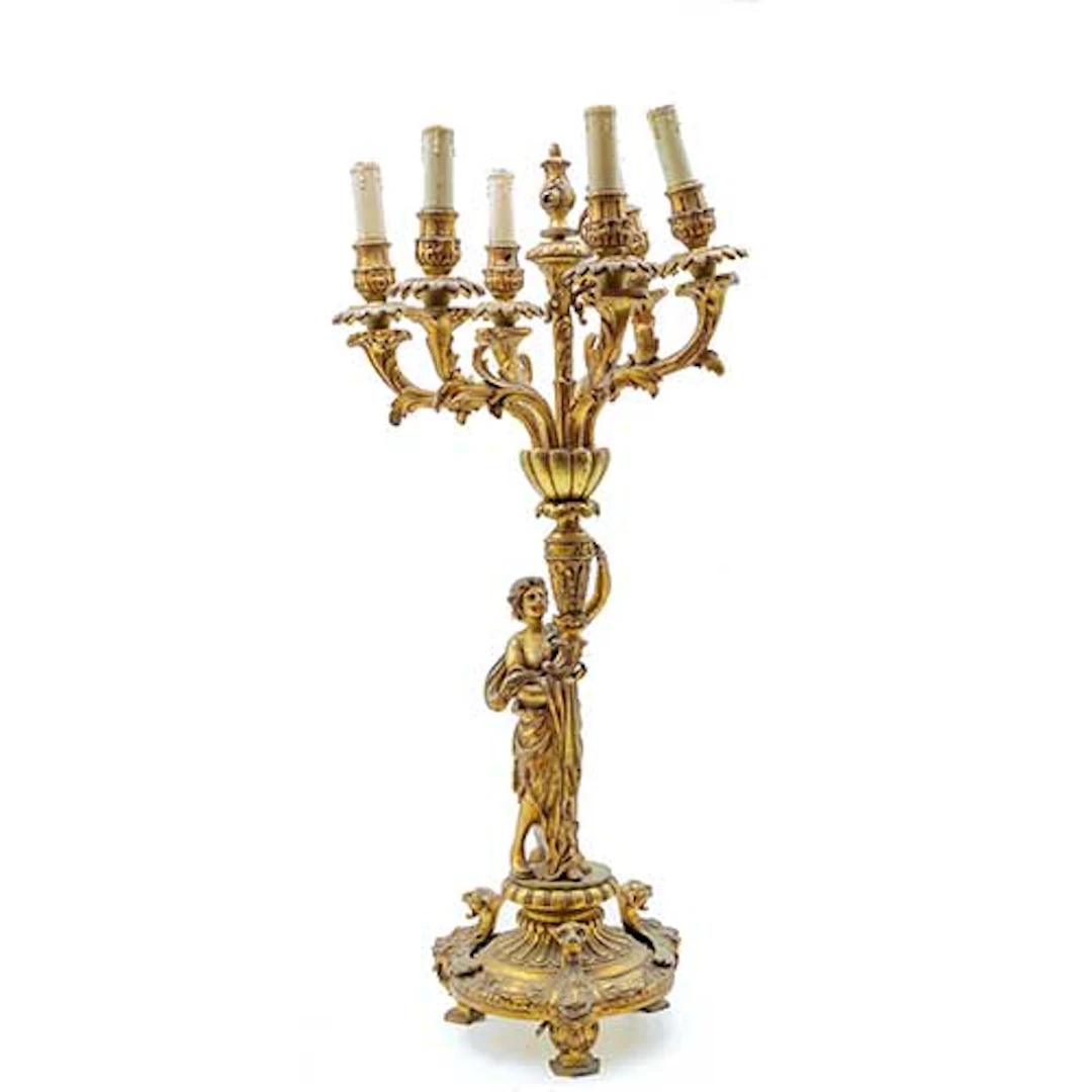 Candelabro en bronce de seis luces
